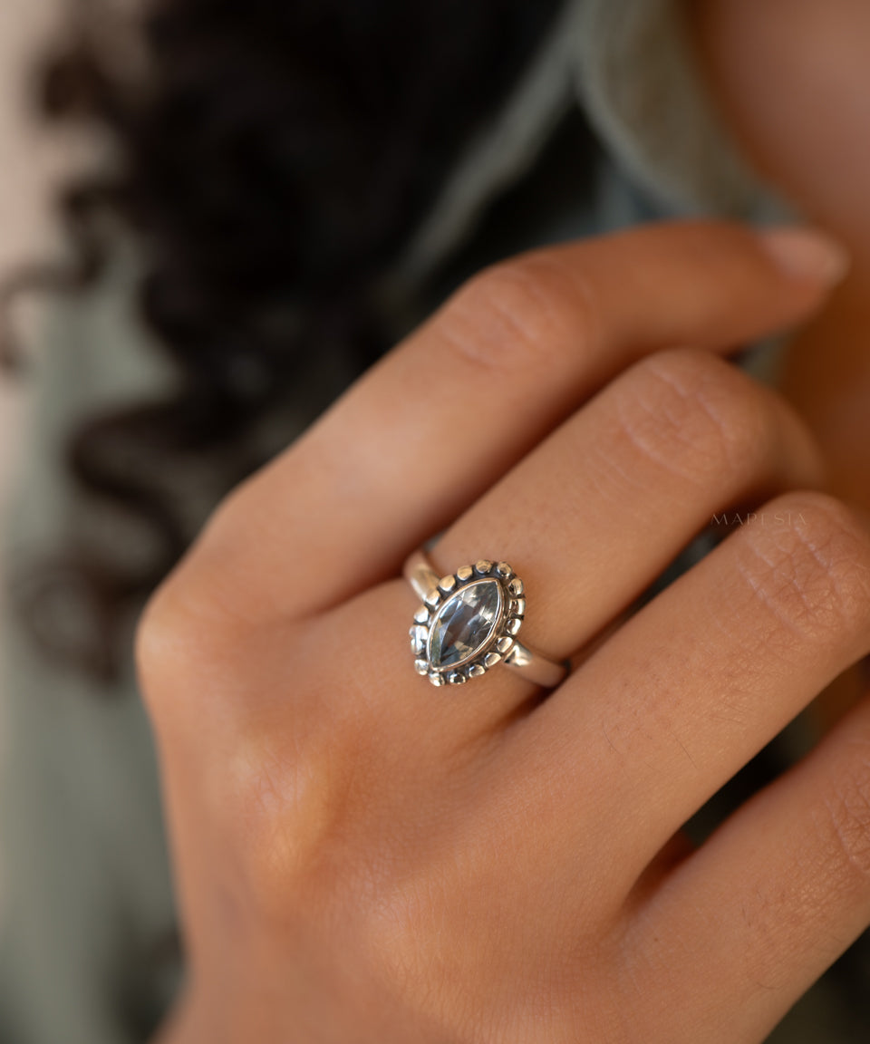 Maui Ring ~ Blue Topaz ~ Sterling Silver 925 ~MR093 - Maresia Jewelry