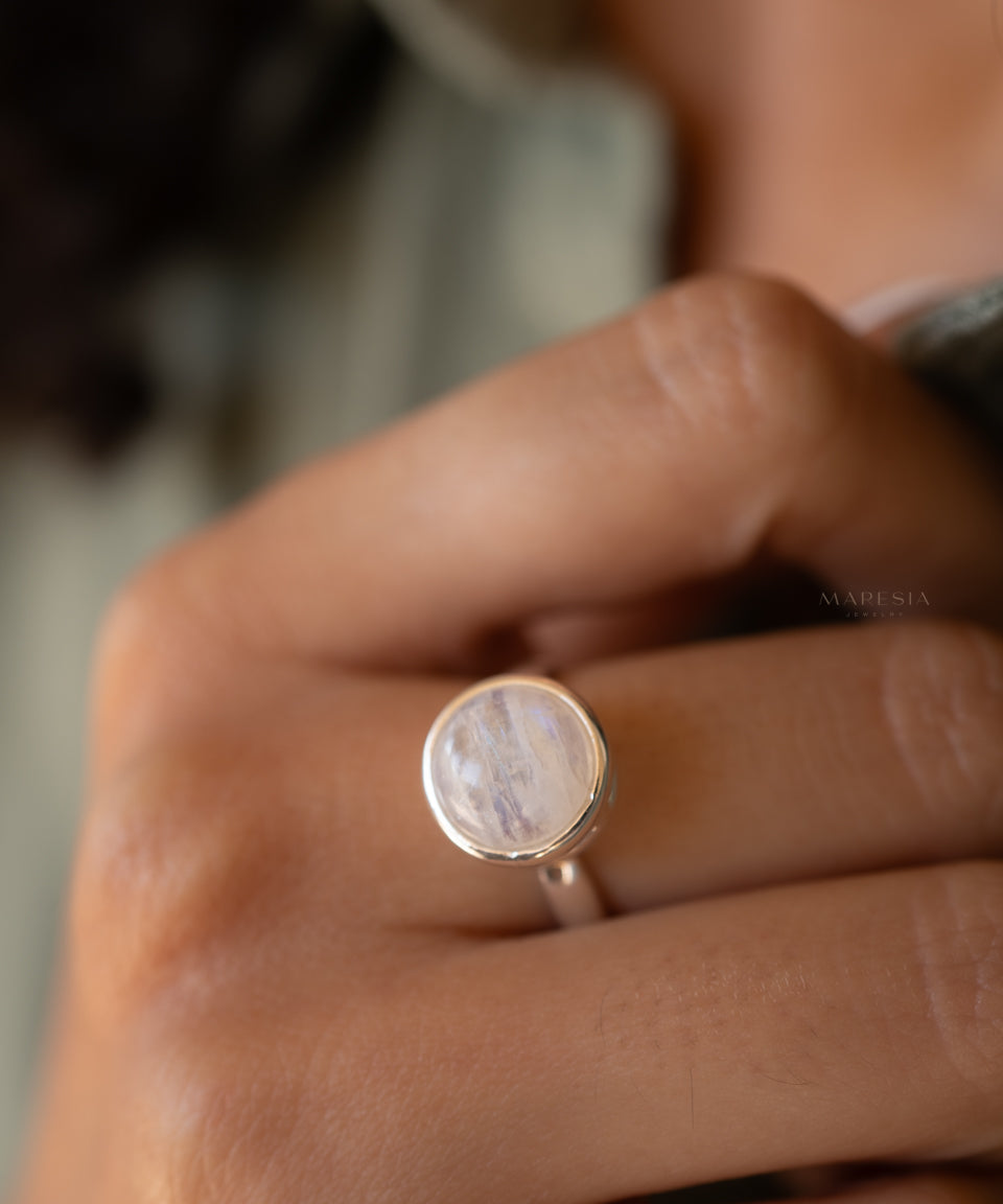 Moonstone ~ Ring ~ Sterling Silver 925 ~ MR129 - Maresia Jewelry