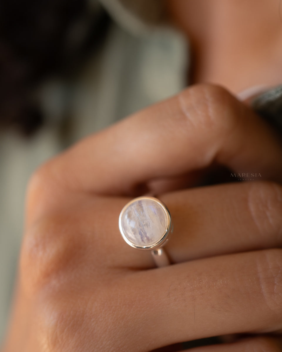 Moonstone ~ Ring ~ Sterling Silver 925 ~ MR129 - Maresia Jewelry