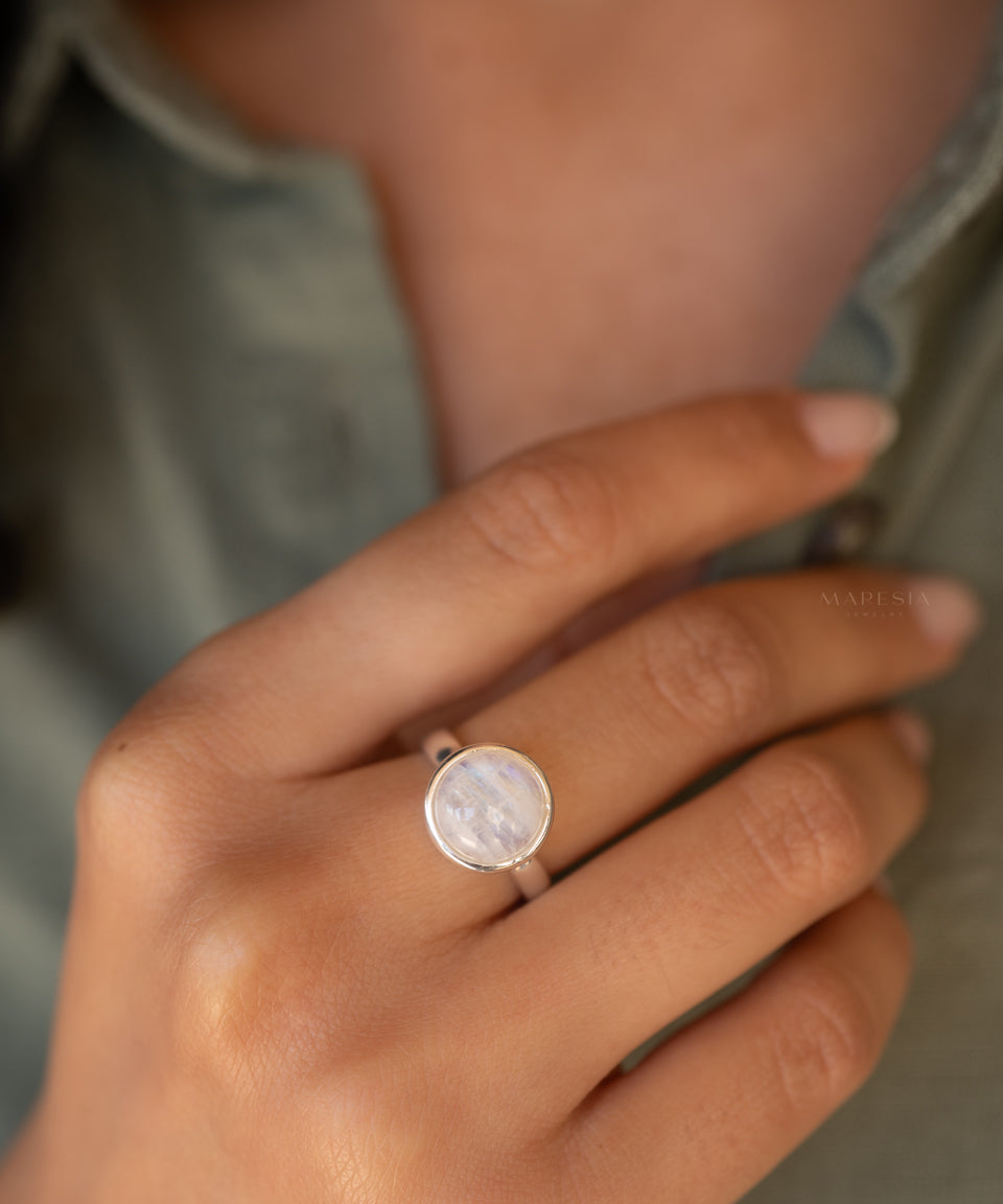 Moonstone ~ Ring ~ Sterling Silver 925 ~ MR129 - Maresia Jewelry