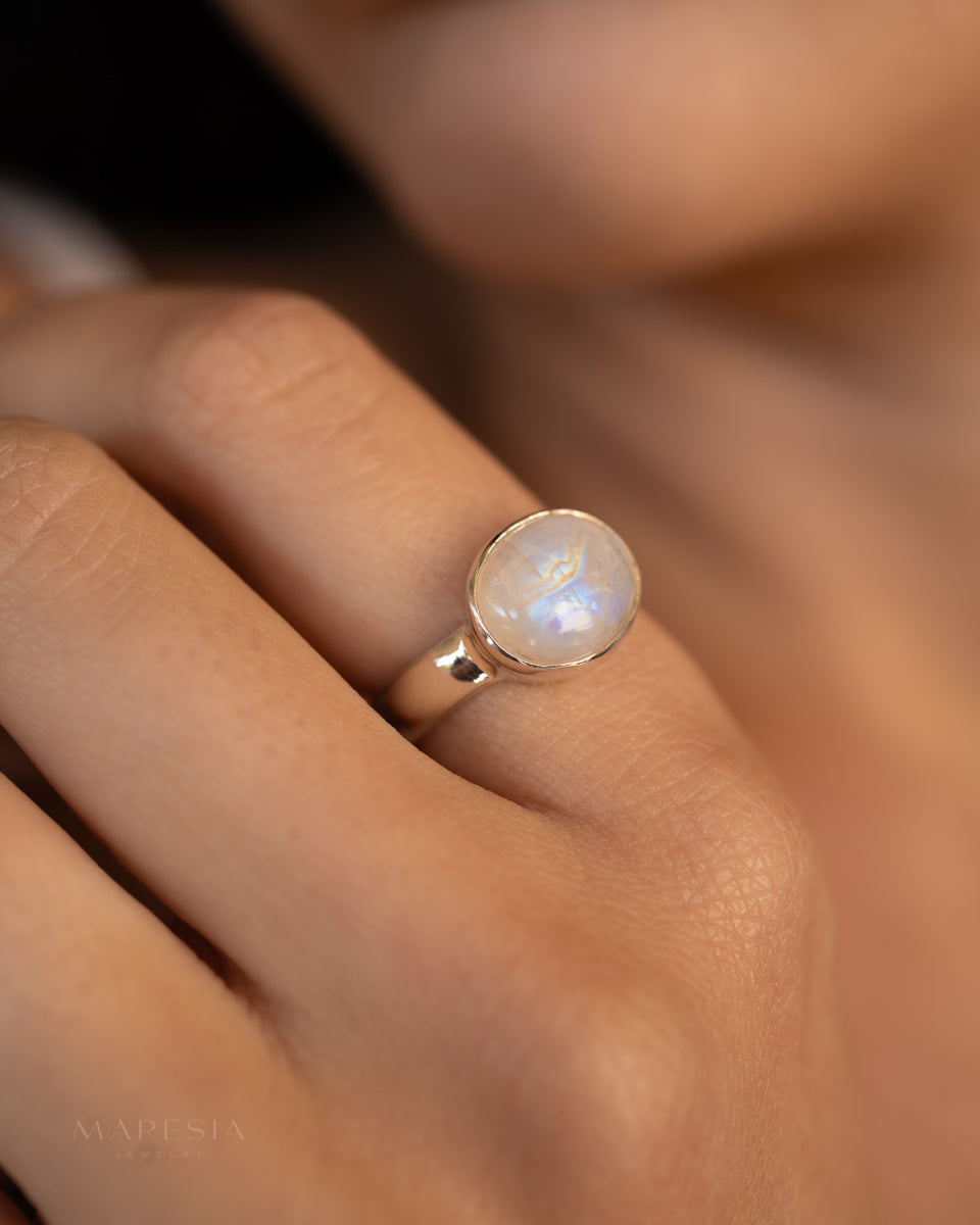 Moonstone Ring ~ Sterling Silver 925 ~MR156 - Maresia Jewelry