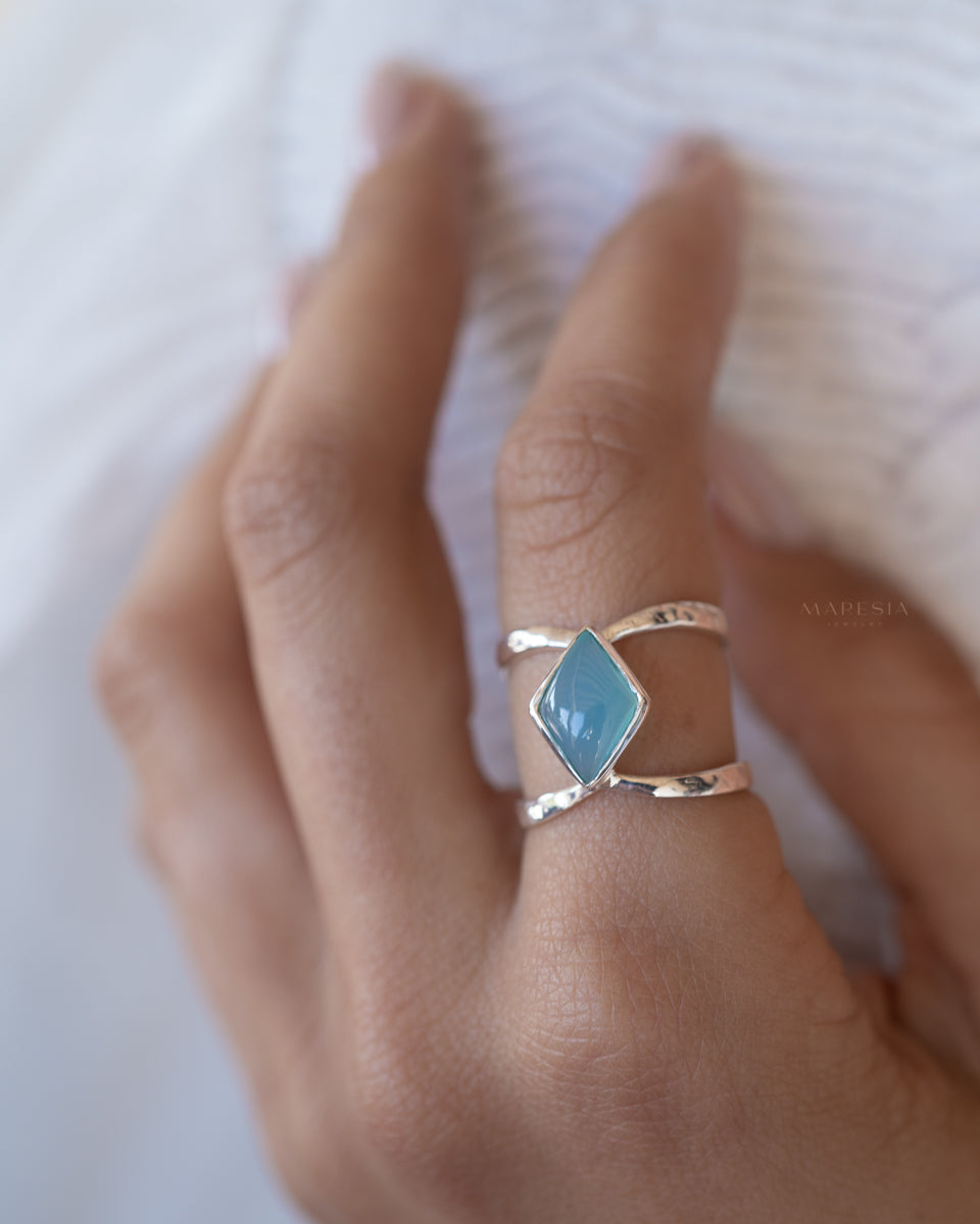 Blue Chalcedony ~ Sterling Silver 925 ~ MR216 - Maresia Jewelry
