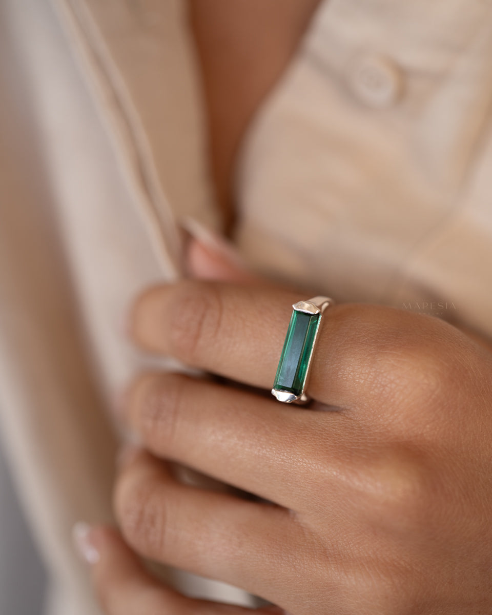 Carine Ring ~ Green Tourmaline Hydro ~ Sterling Silver 925 ~MR231 - Maresia Jewelry