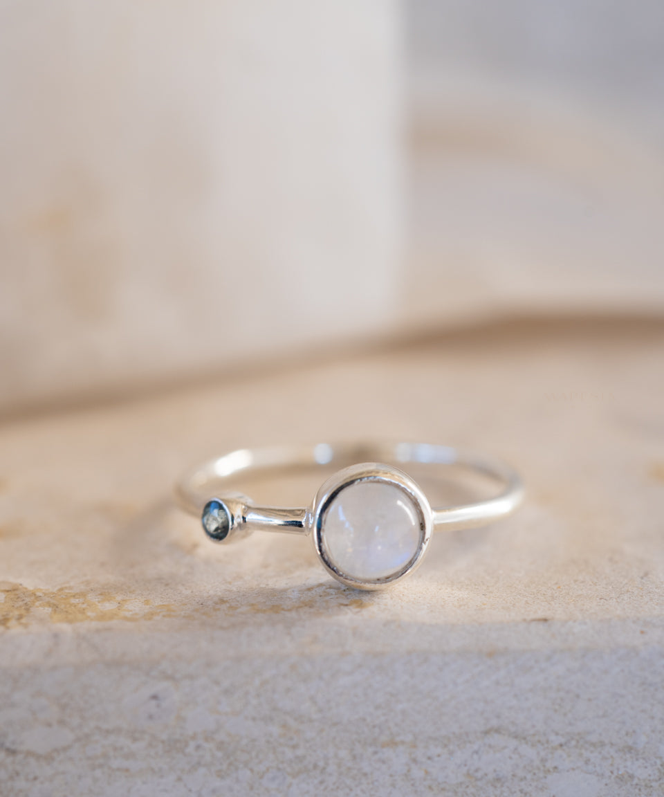 Dainty Moonstone & Blue Topaz Ring~ Sterling Silver 925 ~ MR267 - Maresia Jewelry