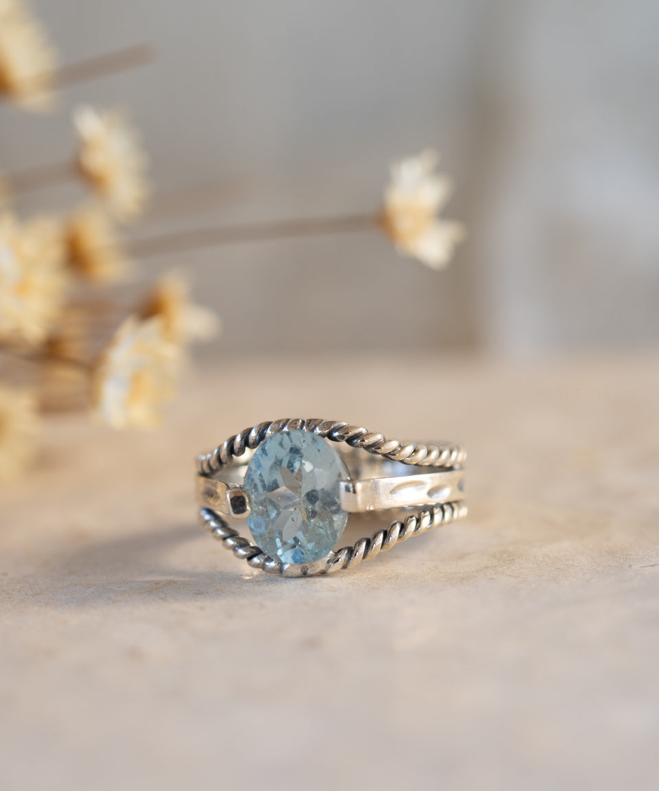 Blue Topaz Ring ~ Sterling Silver 925 ~MR094 - Maresia Jewelry