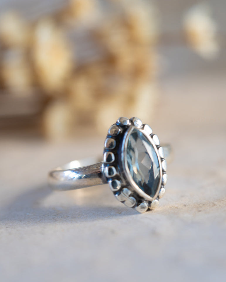 Maui Ring ~ Blue Topaz ~ Sterling Silver 925 ~MR093 - Maresia Jewelry
