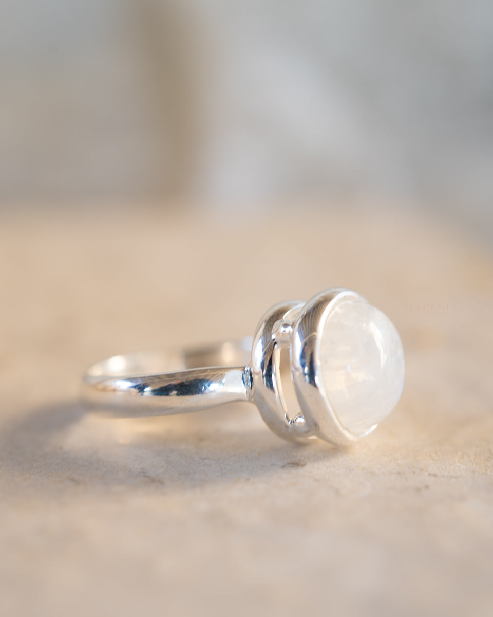 Moonstone ~ Ring ~ Sterling Silver 925 ~ MR129 - Maresia Jewelry