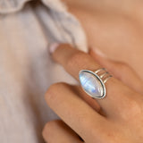 Cathy Ring ~Moonstone ~ Sterling Silver 925 ~ MR288