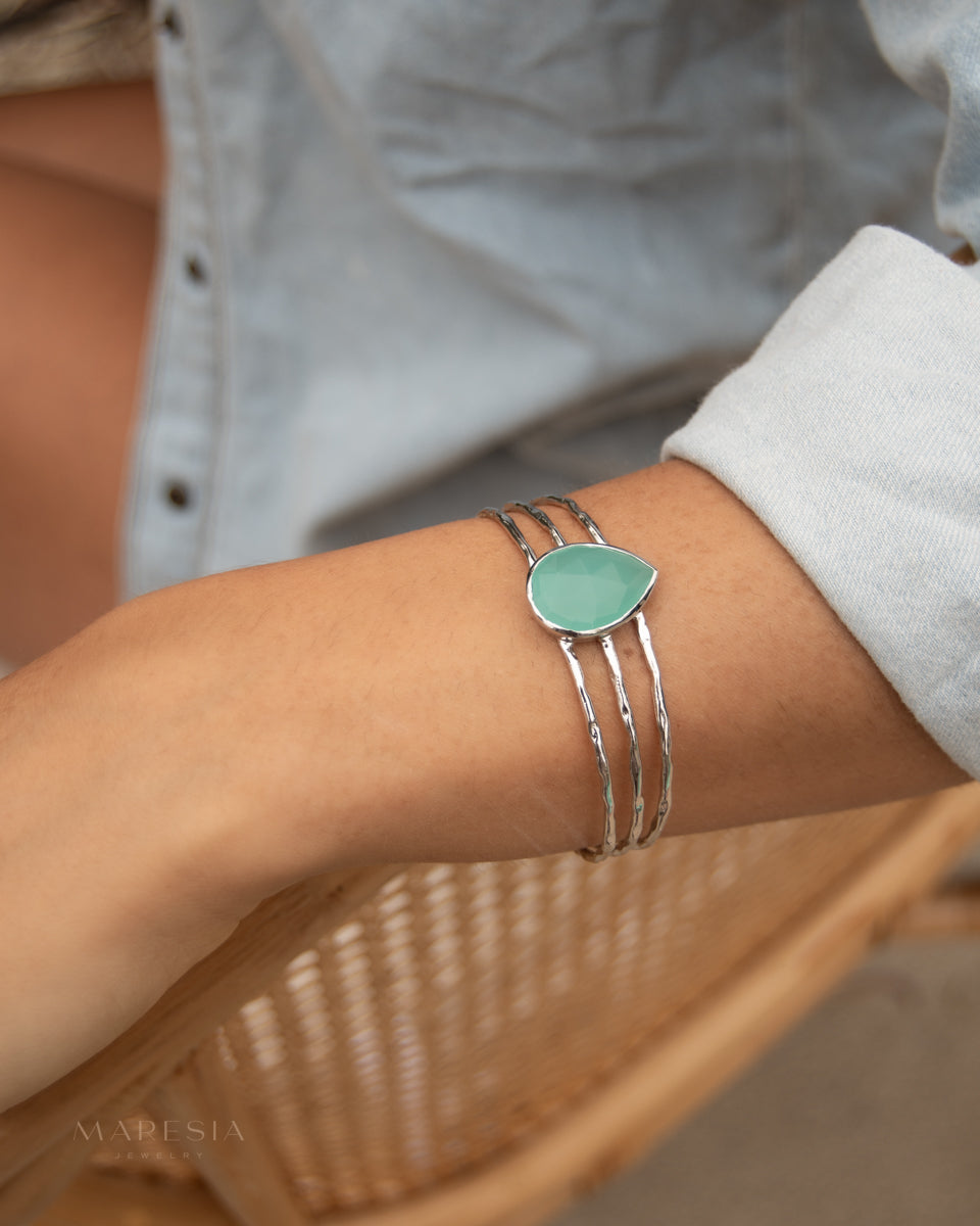 Laninha Bracelet ~ Aqua Chalcedony ~ Gold Plated 18k or Silver Rodhium Plated ~ MB043 - Maresia Jewelry