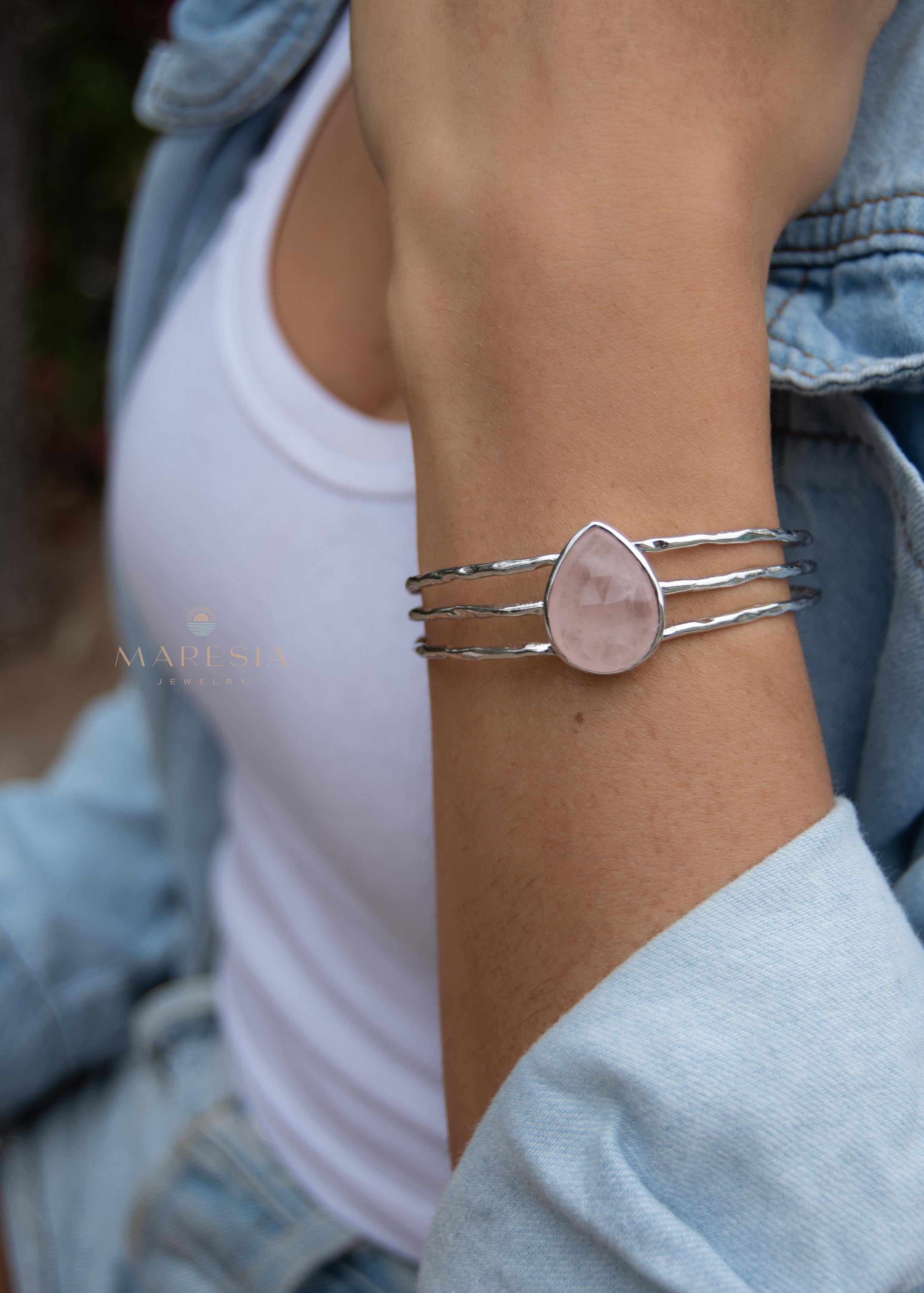 Laninha Bracelet ~ Rose quartz ~ Gold Plated 18k or Silver  Rodhium  Plated ~ MB045 - Maresia Jewelry