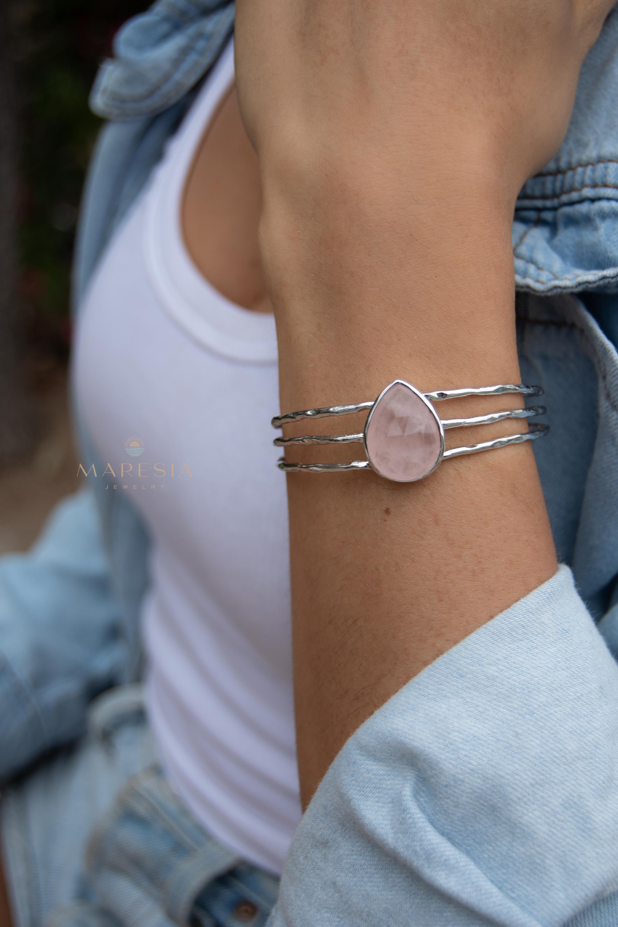 Laninha Bracelet ~ Rose quartz ~ Gold Plated 18k or Silver  Rodhium  Plated ~ MB045 - Maresia Jewelry