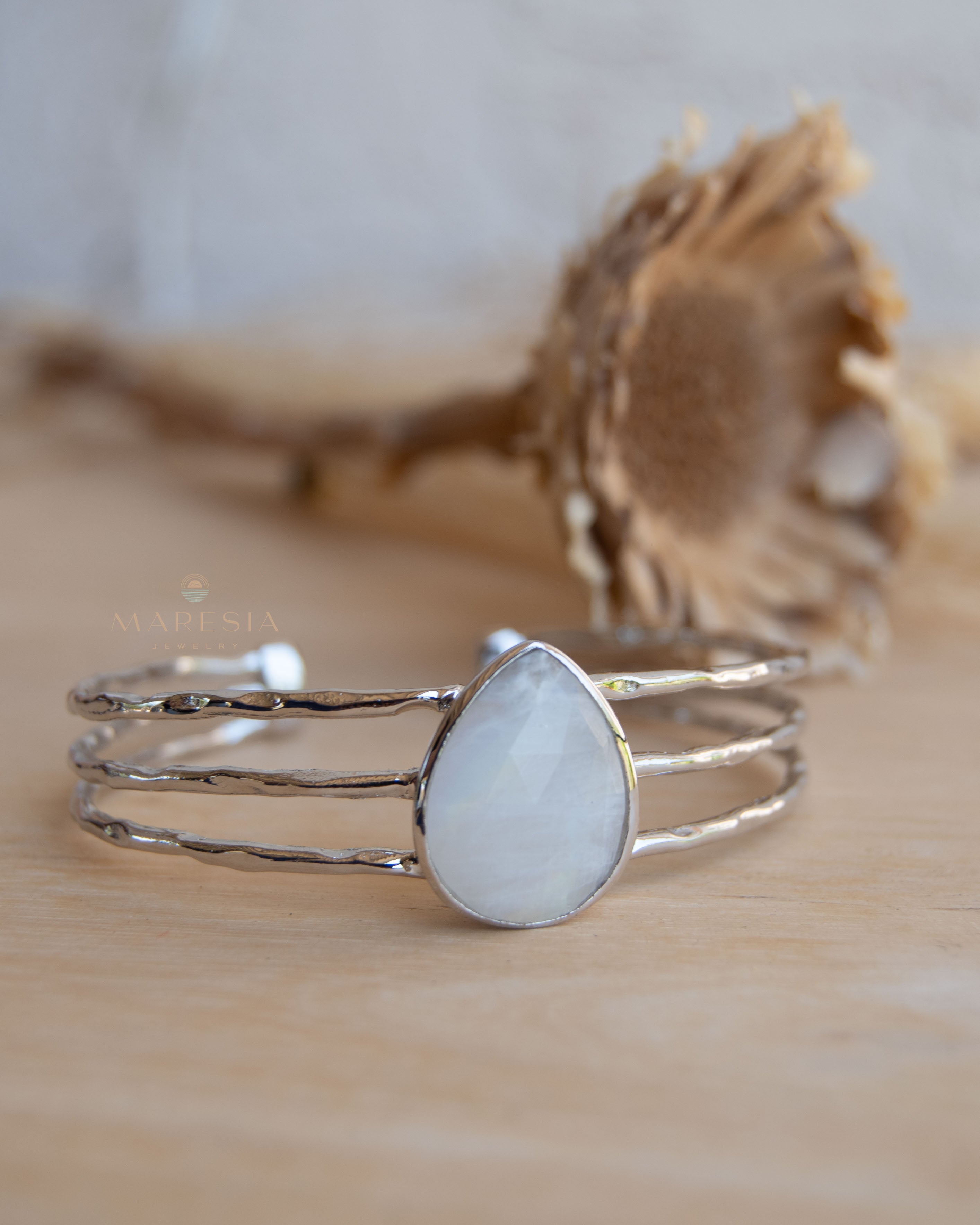 Laninha Bracelet ~ Moonstone ~ Gold Plated 18k or Silver Rodhium  Plated ~ MB047 - Maresia Jewelry