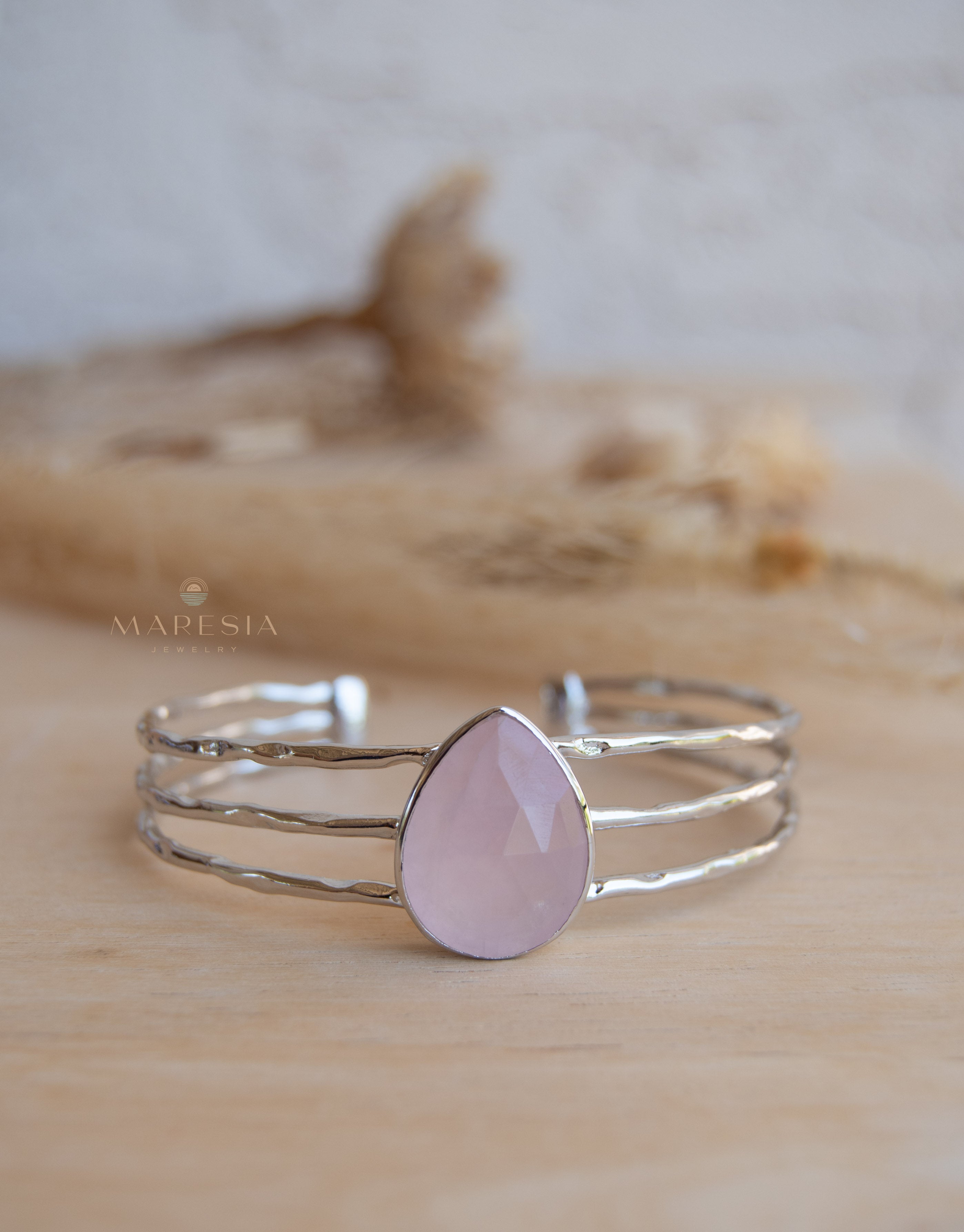 Laninha Bracelet ~ Rose quartz ~ Gold Plated 18k or Silver  Rodhium  Plated ~ MB045 - Maresia Jewelry