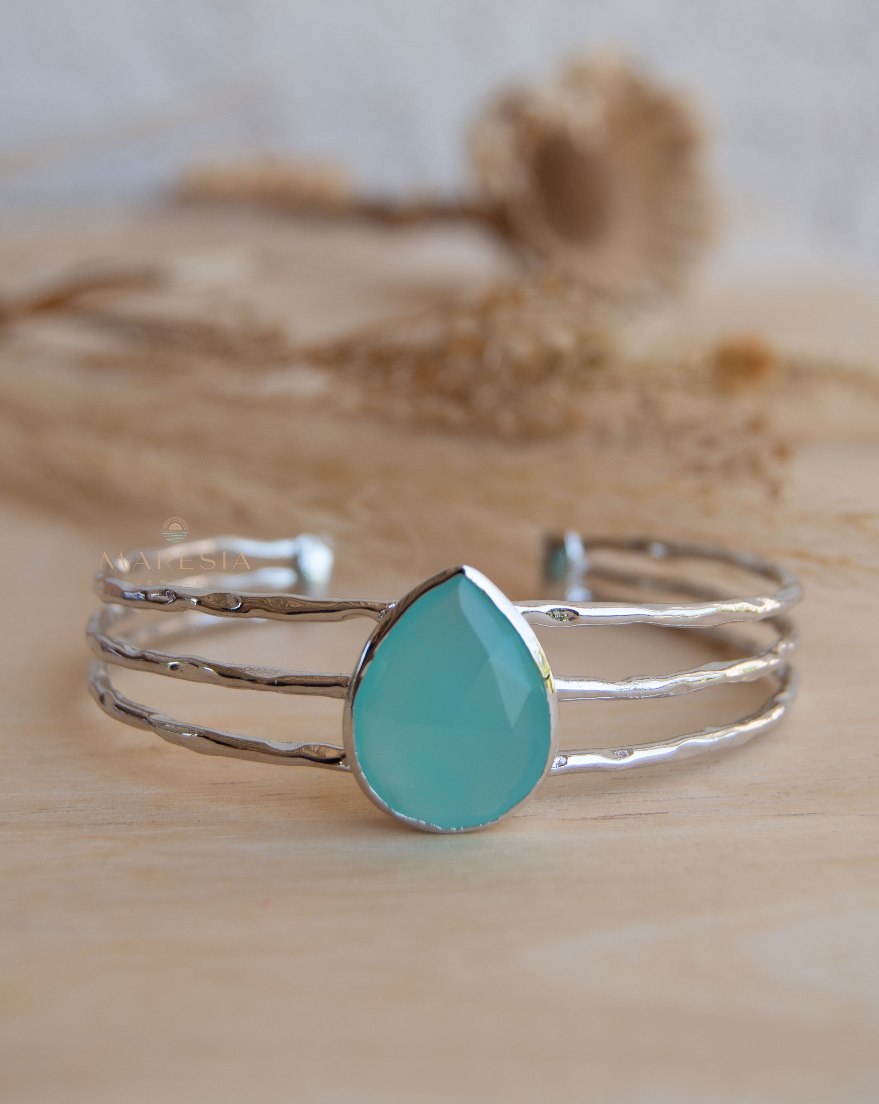 Laninha Bracelet ~ Aqua Chalcedony ~ Gold Plated 18k or Silver Rodhium Plated ~ MB043 - Maresia Jewelry