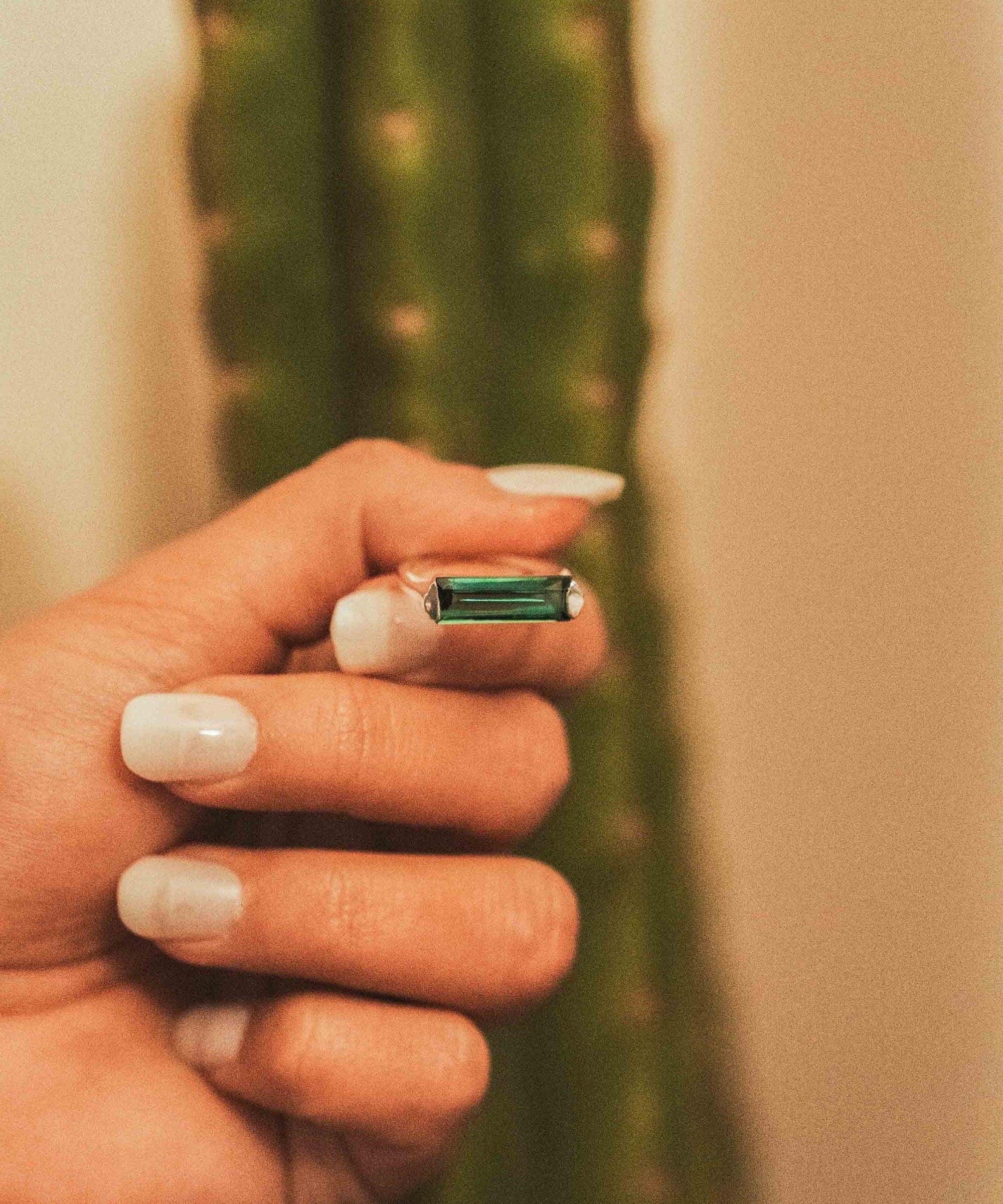 Carine Ring ~ Green Tourmaline Hydro ~ Sterling Silver 925 ~MR231