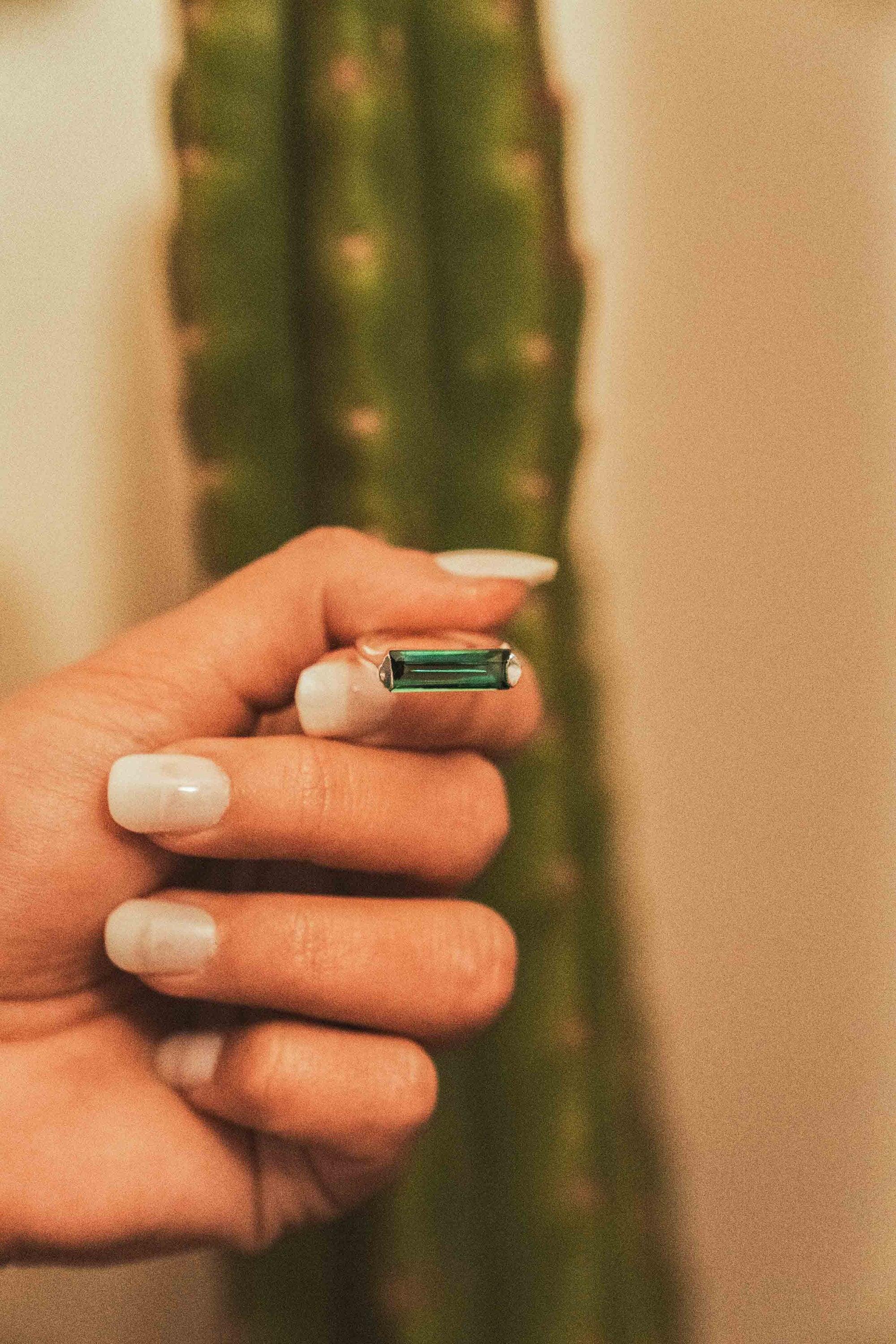 Carine Ring ~ Green Tourmaline Hydro ~ Sterling Silver 925 ~MR231