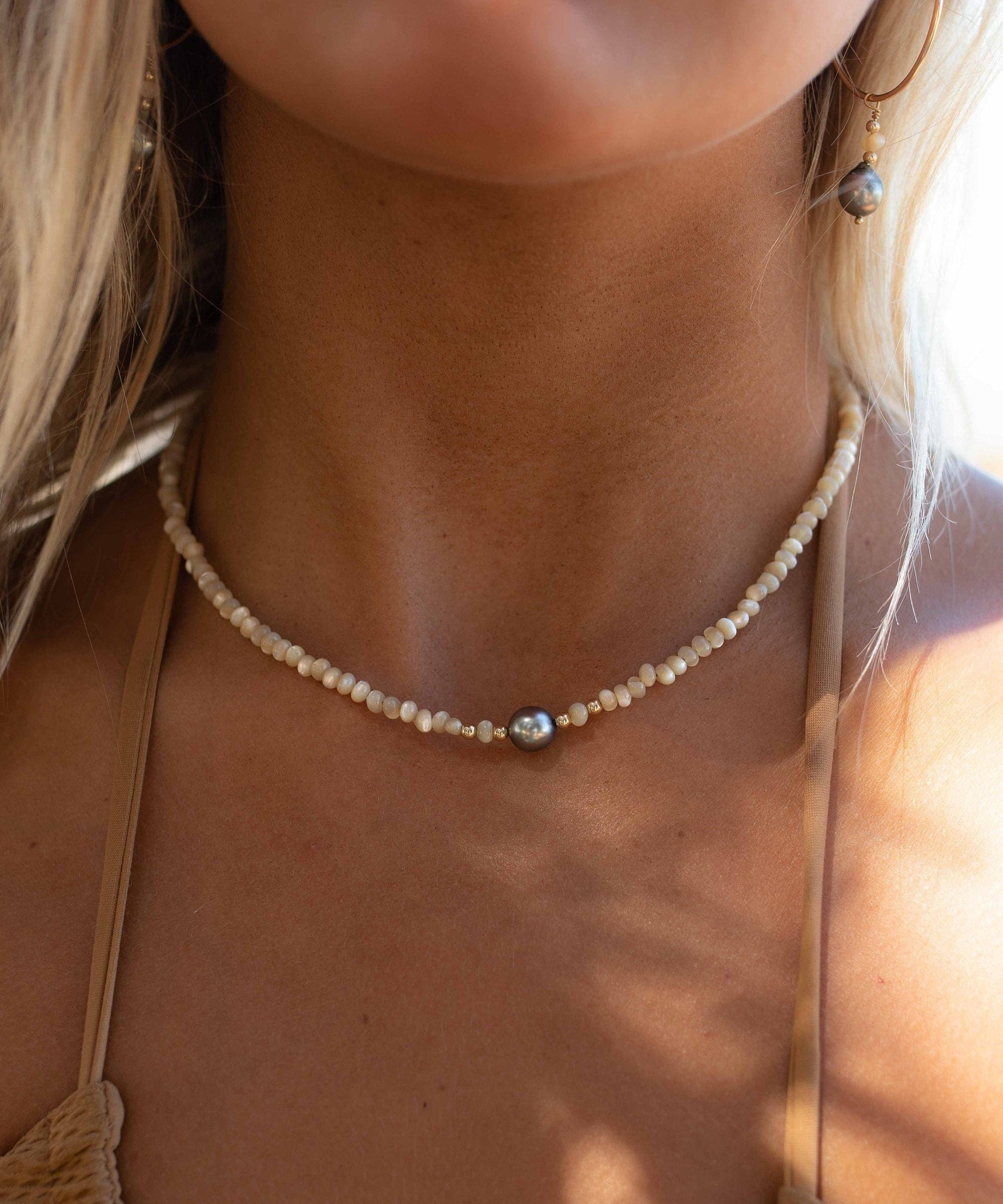 Tahitian Pearl & Mother of Pearl necklace~ Sterling Silver 925 or Gold Filled~Choker ~ Jewelry ~ Gift For Her ~Minimalist~Handmade MN159