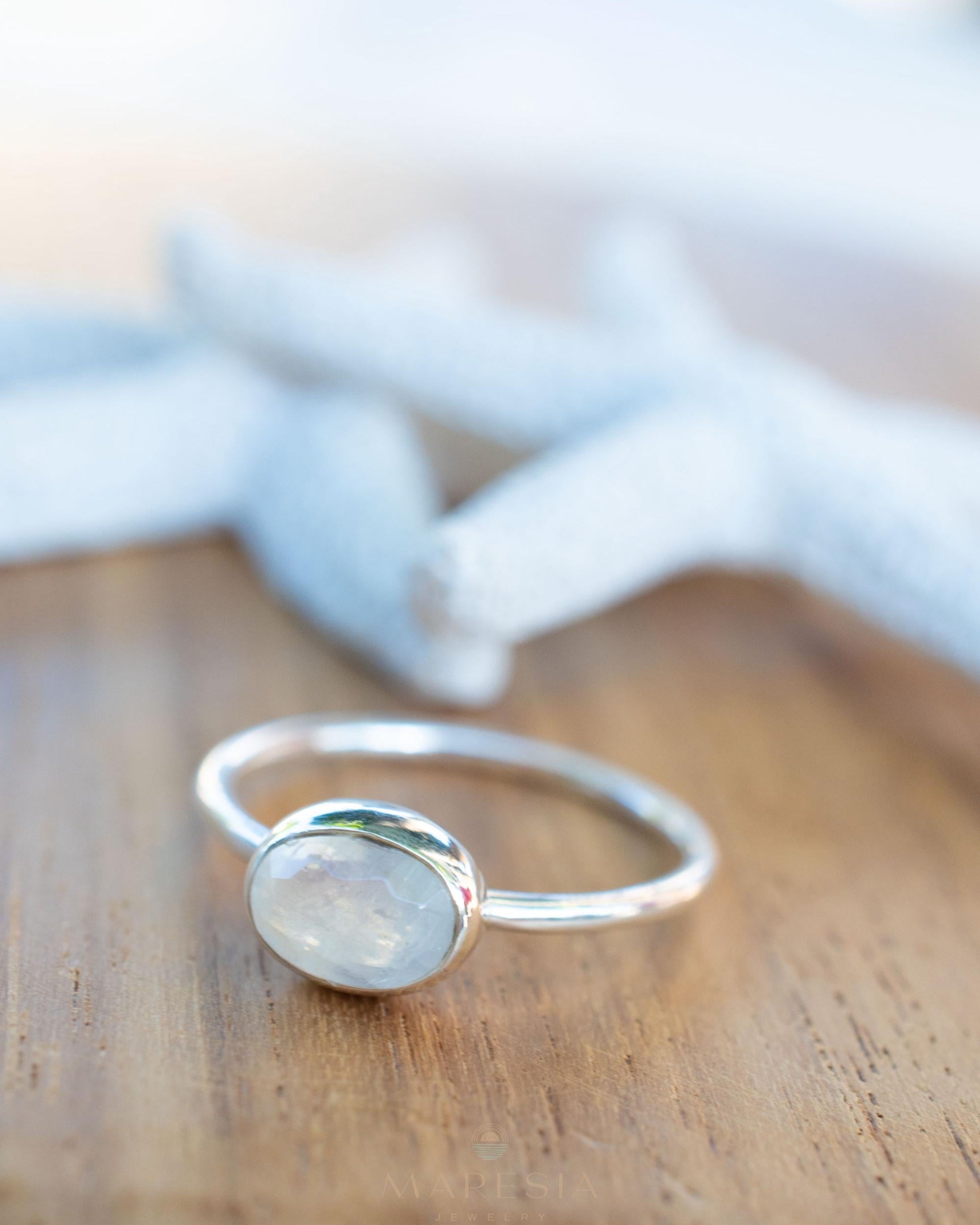 Moonstone Ring~ Sterling Silver 925 ~ Handmade ~ Gemstone ~ Hippie ~Bohemian~June Birthstone~MR346