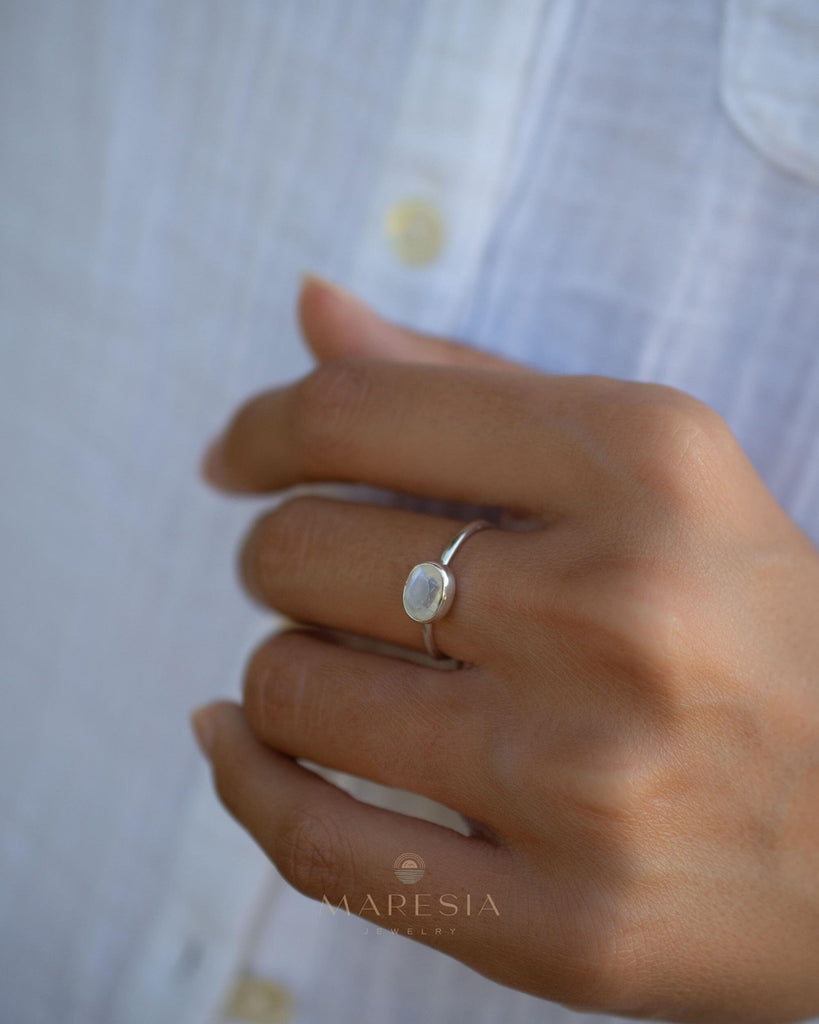 Moonstone Ring~ Sterling Silver 925 ~ Handmade ~ Gemstone ~ Hippie ~Bohemian~June Birthstone~MR346