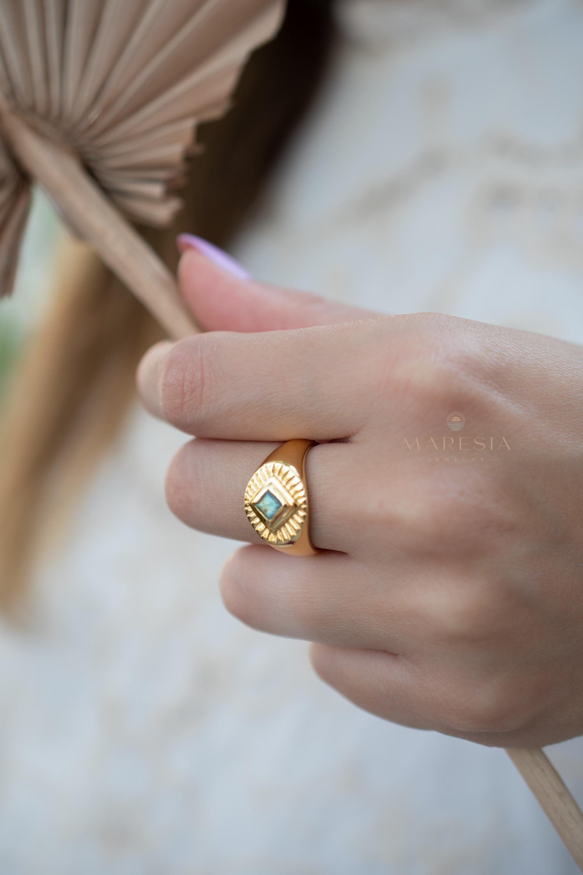 Rainbow Labradorite Ring ~ Rectangular Stone~ Gemstone ~ Natural ~ 18k Gold Plated ~ Jewelry ~ Handmade ~ February Birthstone ~ MR357
