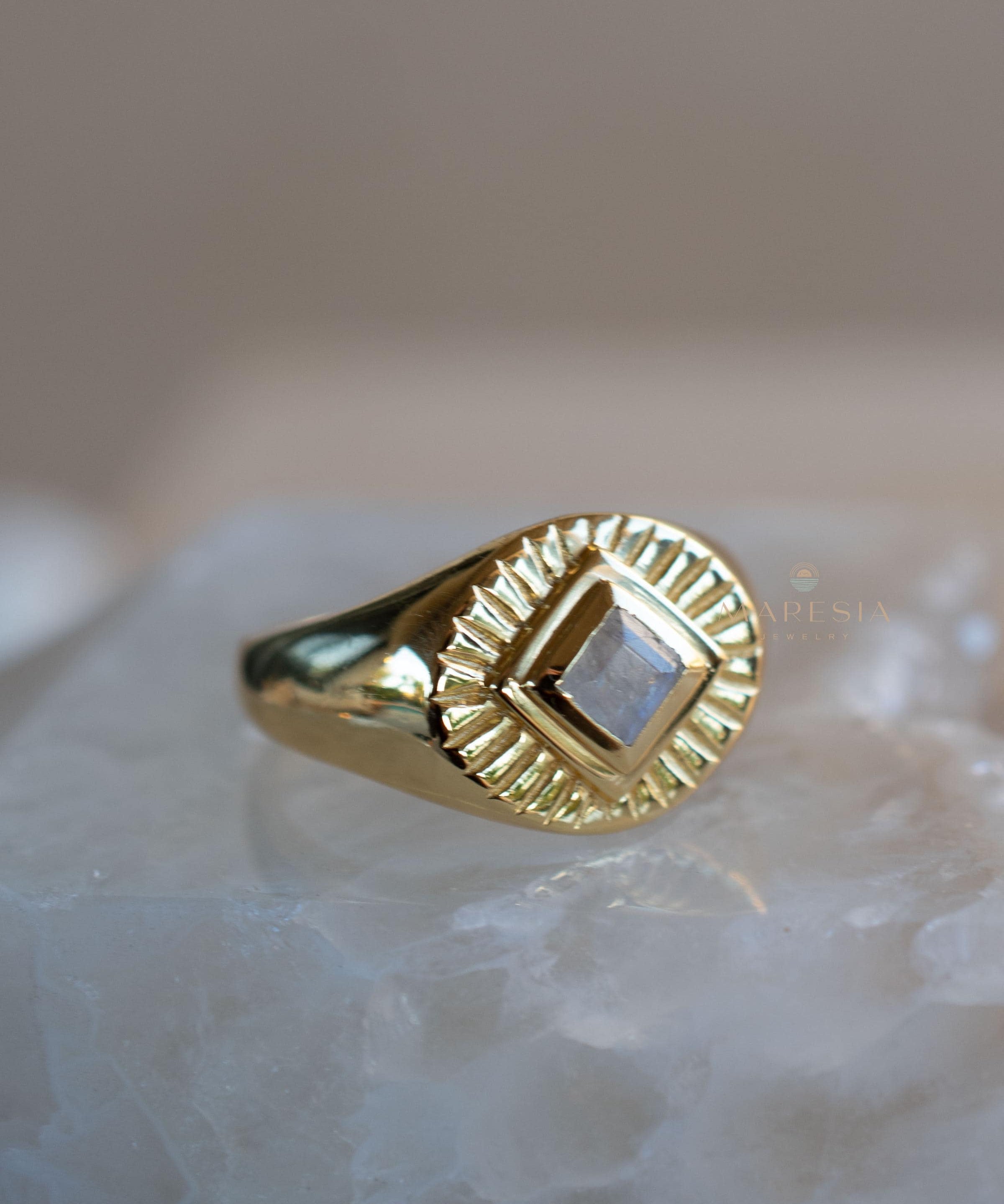 Moonstone Ring ~ 18k Gold Plated ~ Jewelry ~ Handmade ~ Boho ~ Natural gemstone ~ MR359