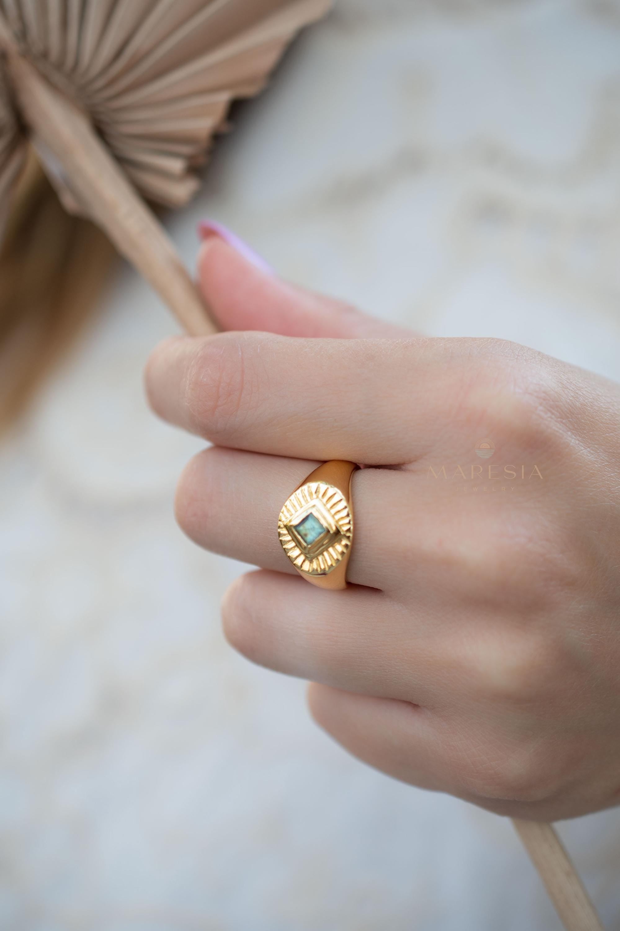 Rainbow Labradorite Ring ~ Rectangular Stone~ Gemstone ~ Natural ~ 18k Gold Plated ~ Jewelry ~ Handmade ~ February Birthstone ~ MR357