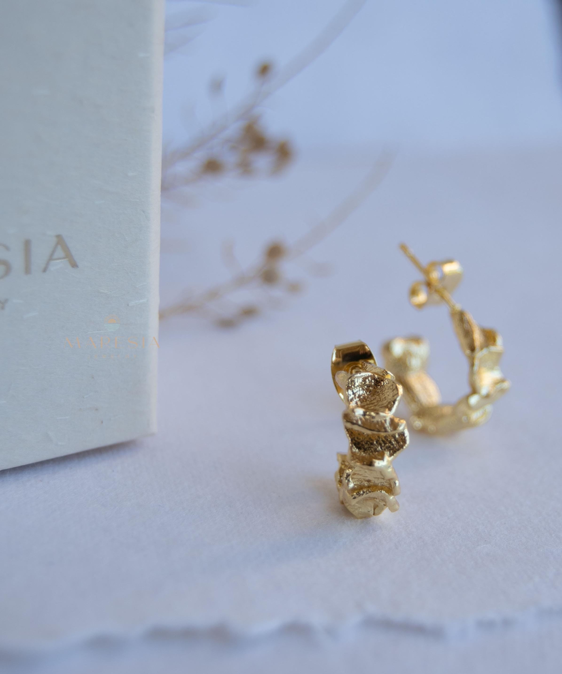 Delicate small hoop Earrings ~ Stud ~ Jewelry ~ 18k Gold Plated ~ Minimalist Everyday ~ Gift for Her ~ Boho ~ Hippie ~ ME034