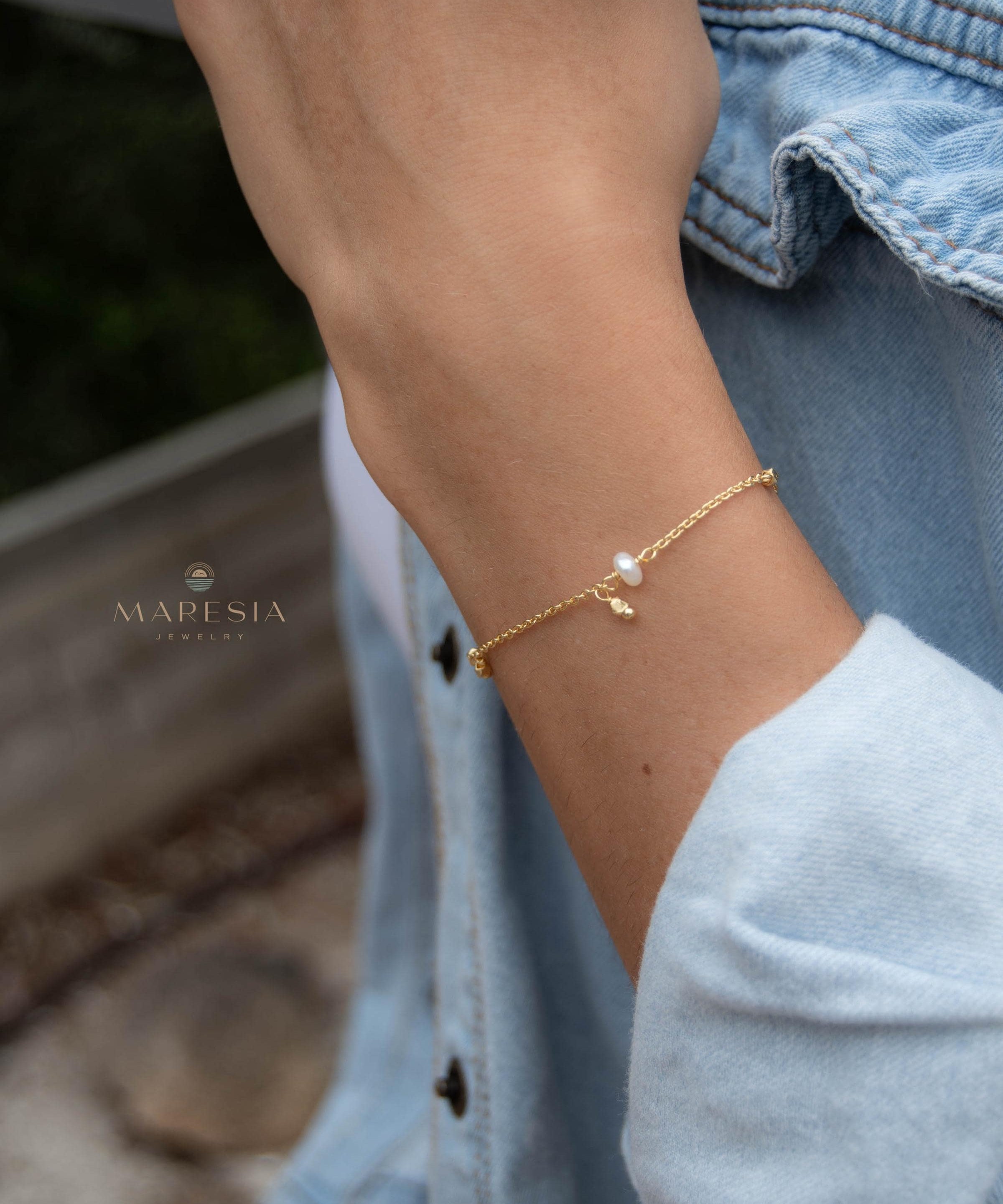 Fresh Water Pearl Bracelet ~ Gold Plated 18k ~ Handmade ~ Hippie ~Bohemian ~Jewelry ~Stackable MB070