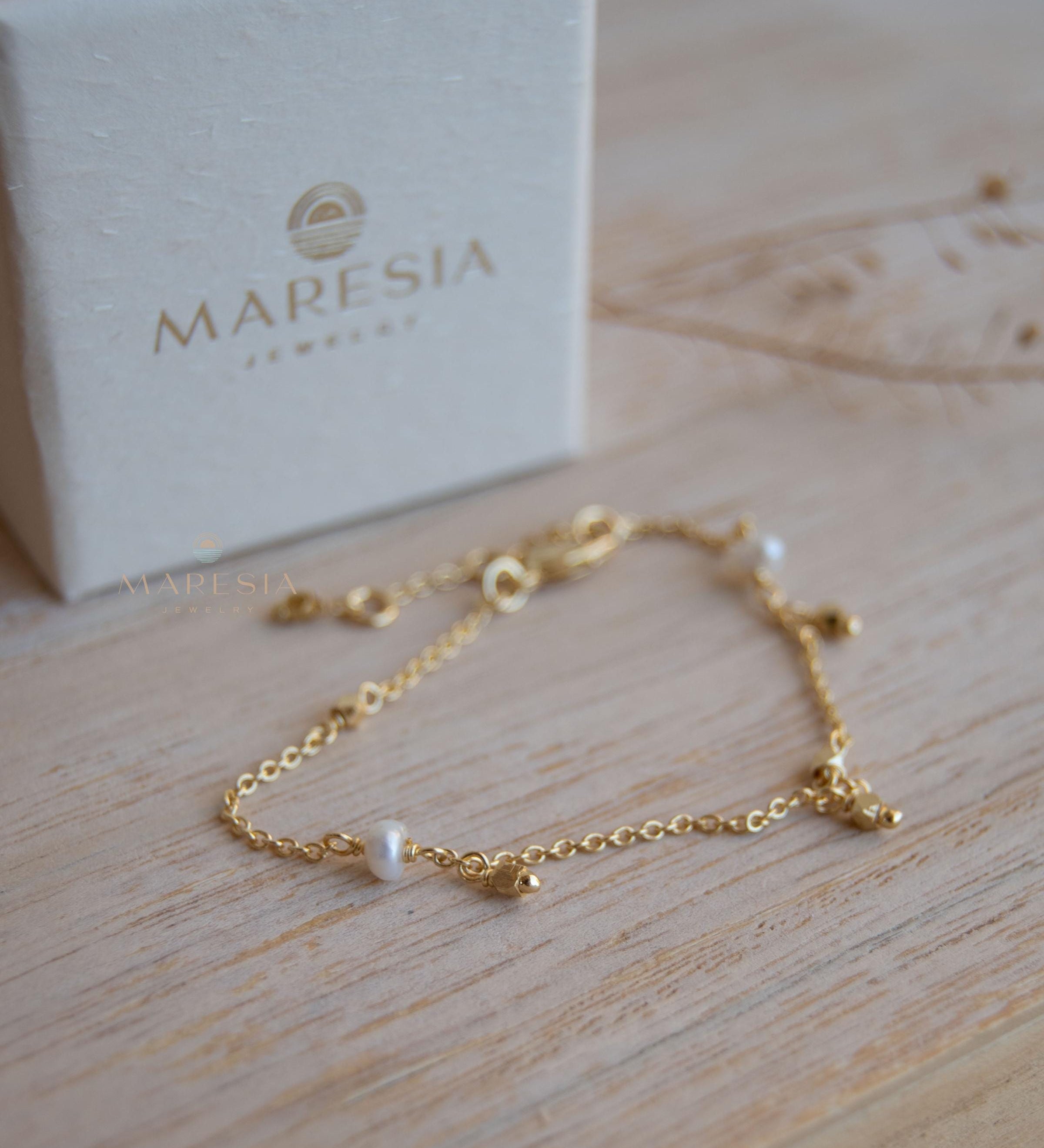 Fresh Water Pearl Bracelet ~ Gold Plated 18k ~ Handmade ~ Hippie ~Bohemian ~Jewelry ~Stackable MB070