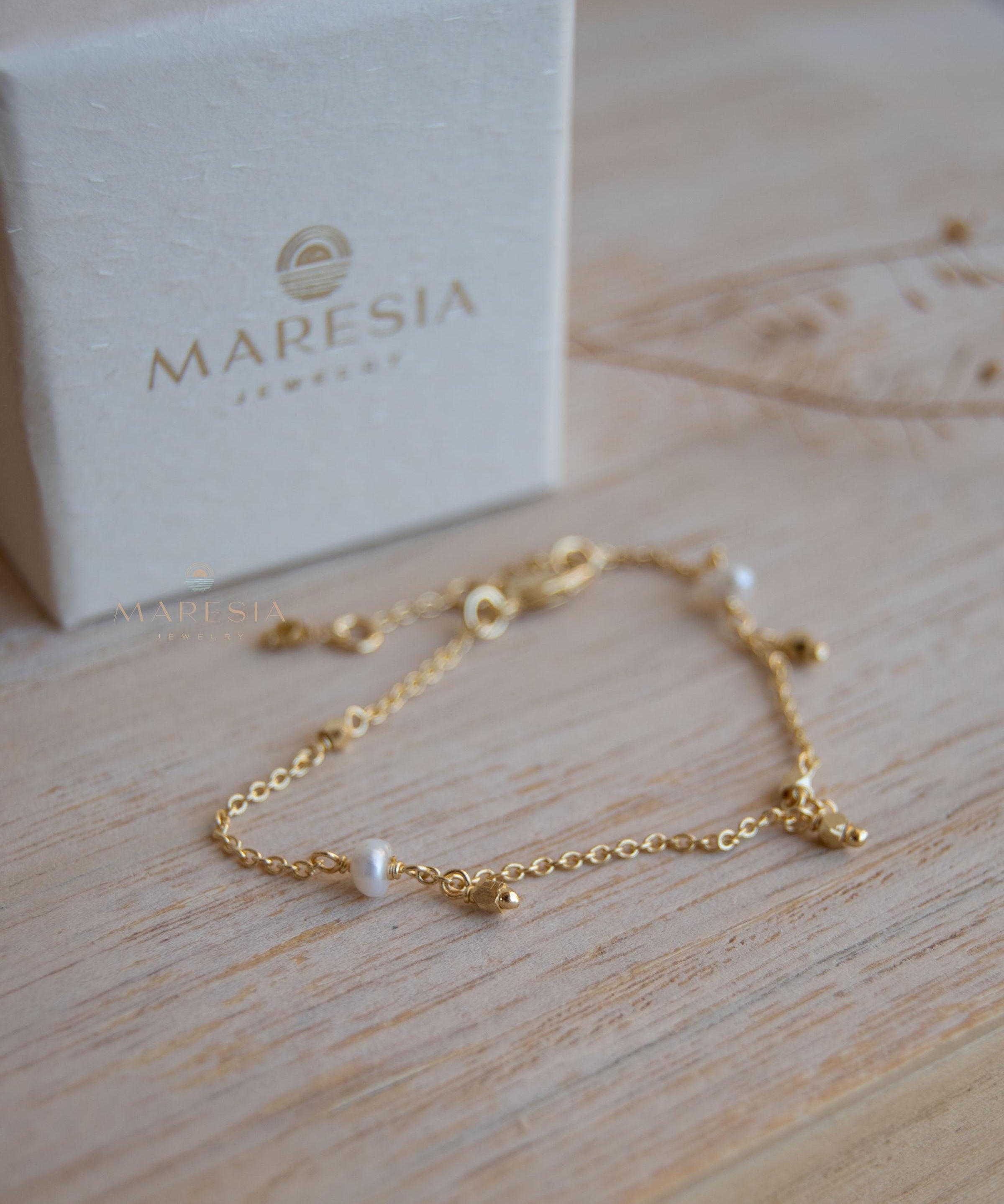 Fresh Water Pearl Bracelet ~ Gold Plated 18k ~ Handmade ~ Hippie ~Bohemian ~Jewelry ~Stackable MB070