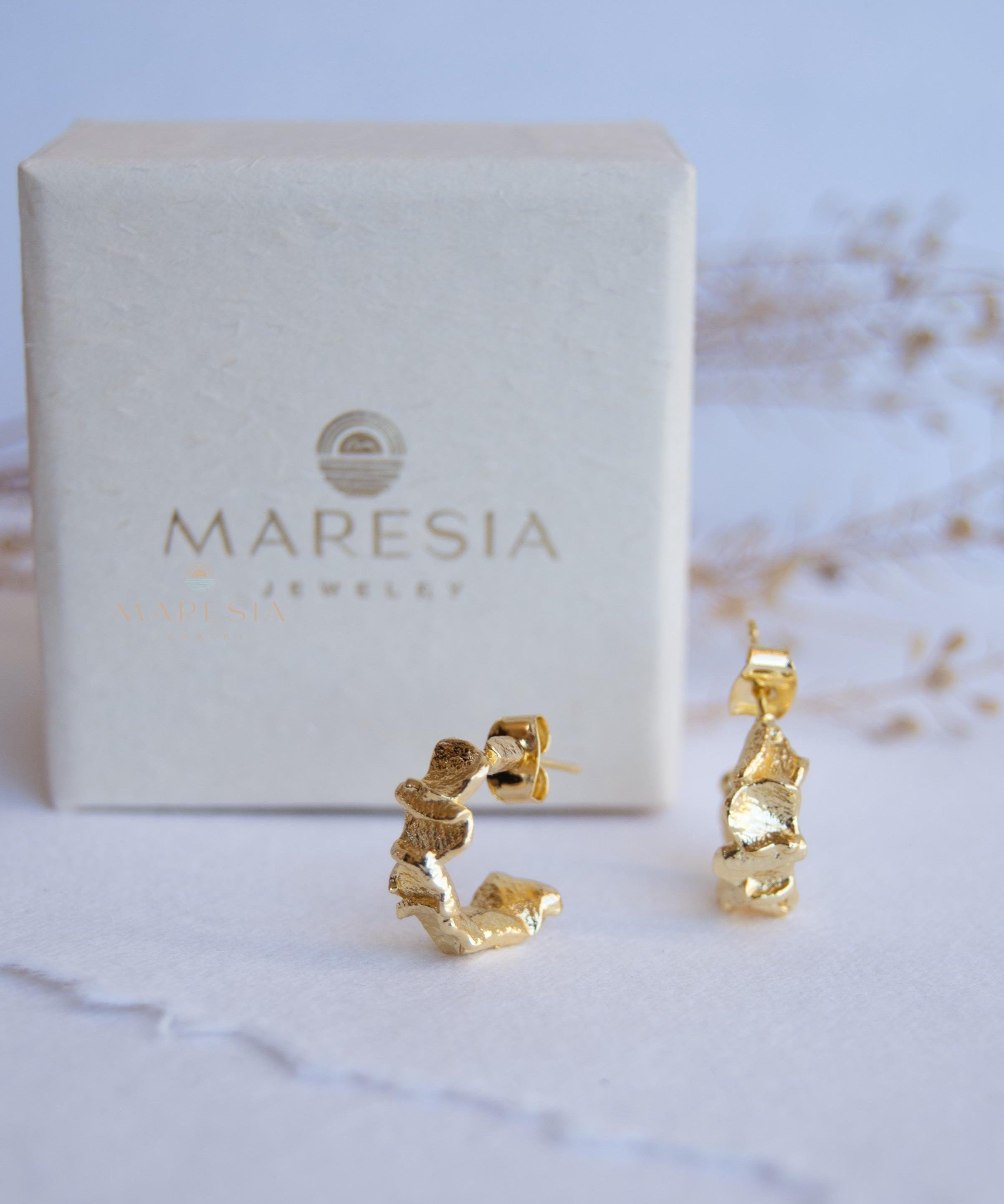 Delicate small hoop Earrings ~ Stud ~ Jewelry ~ 18k Gold Plated ~ Minimalist Everyday ~ Gift for Her ~ Boho ~ Hippie ~ ME034