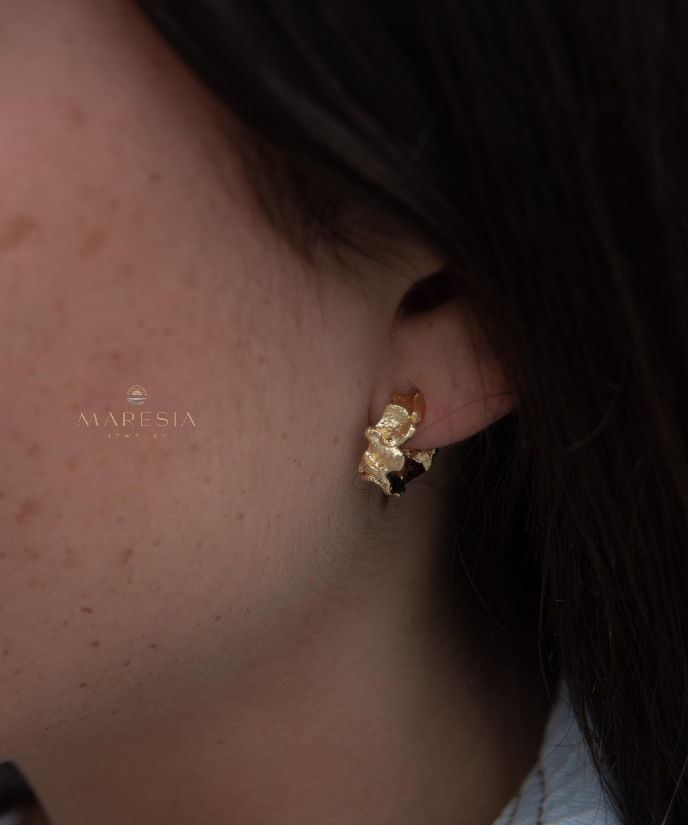 Delicate small hoop Earrings ~ Stud ~ Jewelry ~ 18k Gold Plated ~ Minimalist Everyday ~ Gift for Her ~ Boho ~ Hippie ~ ME034