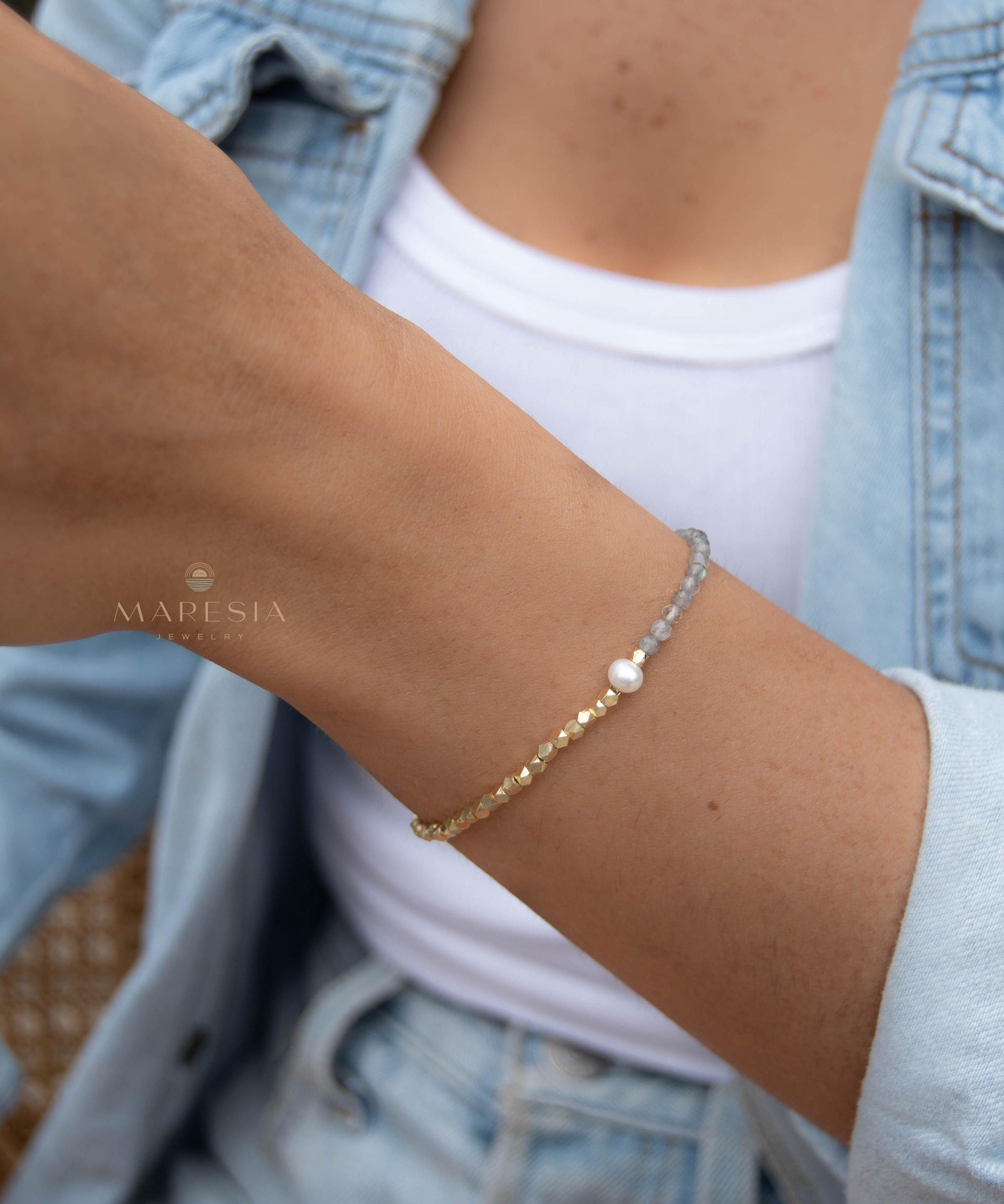 Labradorite & Fresh Water Pearl Bracelet ~ Gold Plated 18k ~ Handmade ~ Hippie ~Bohemian ~Jewelry ~Stackable MB072