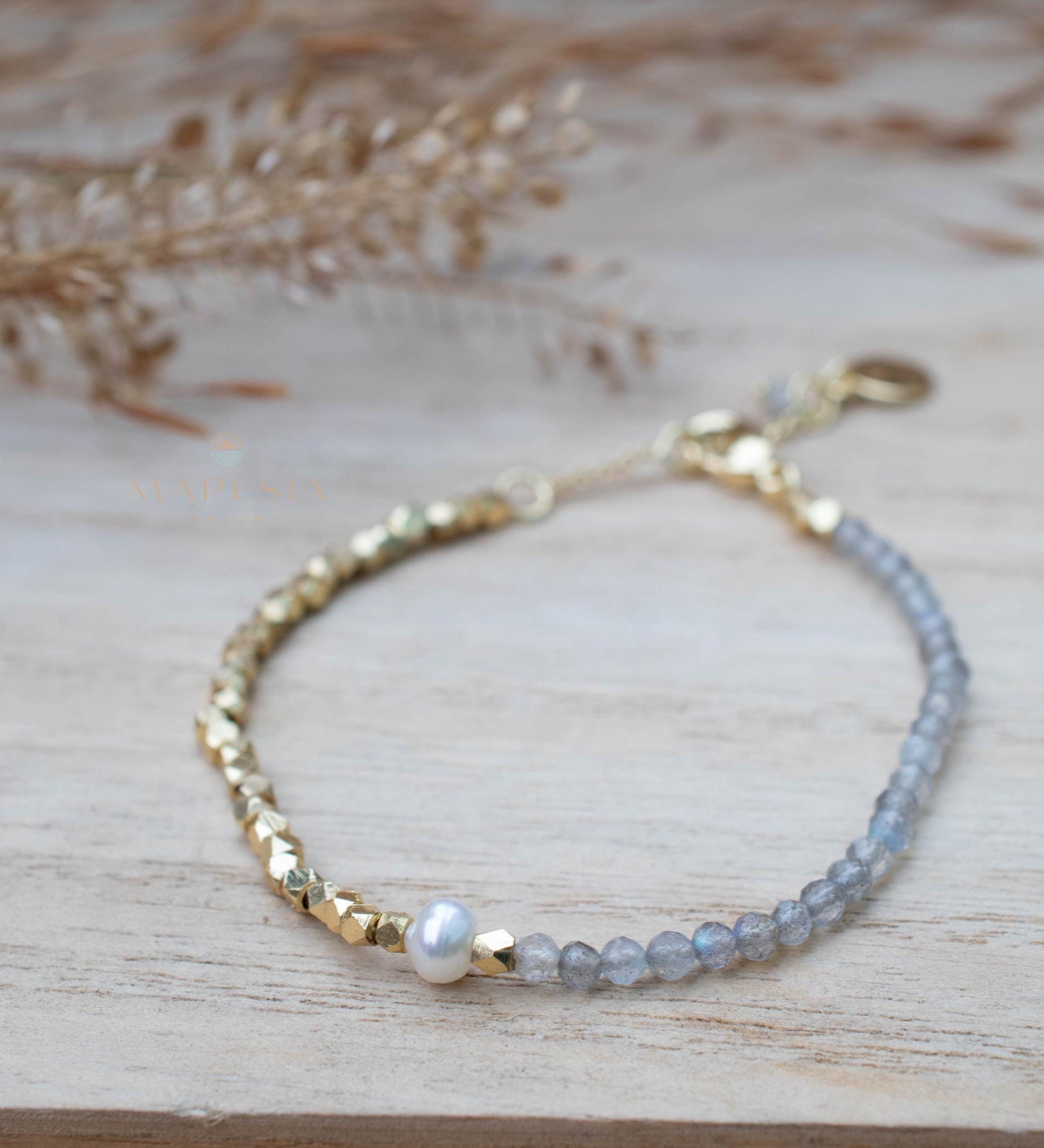 Labradorite & Fresh Water Pearl Bracelet ~ Gold Plated 18k ~ Handmade ~ Hippie ~Bohemian ~Jewelry ~Stackable MB072