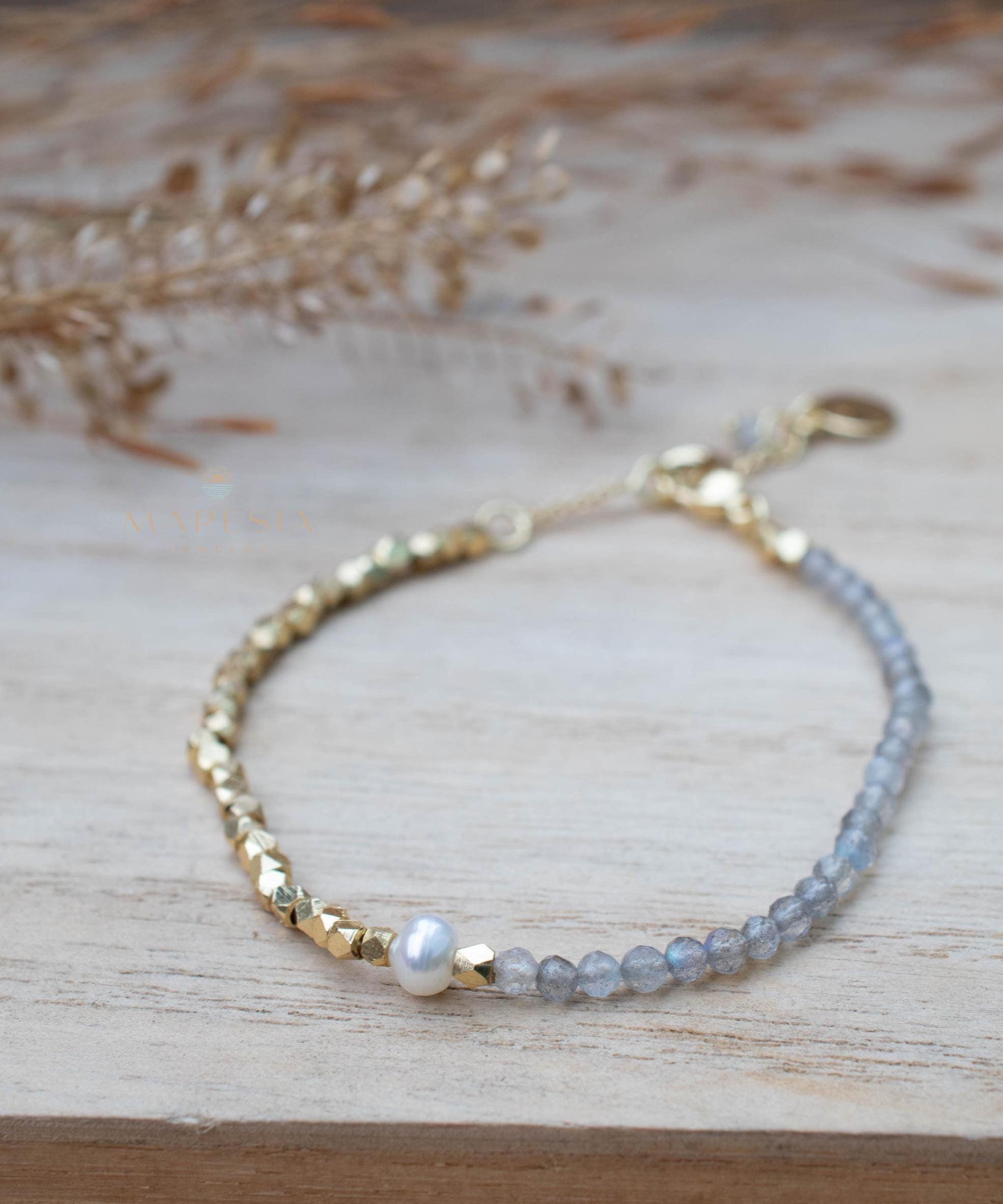 Labradorite & Fresh Water Pearl Bracelet ~ Gold Plated 18k ~ Handmade ~ Hippie ~Bohemian ~Jewelry ~Stackable MB072