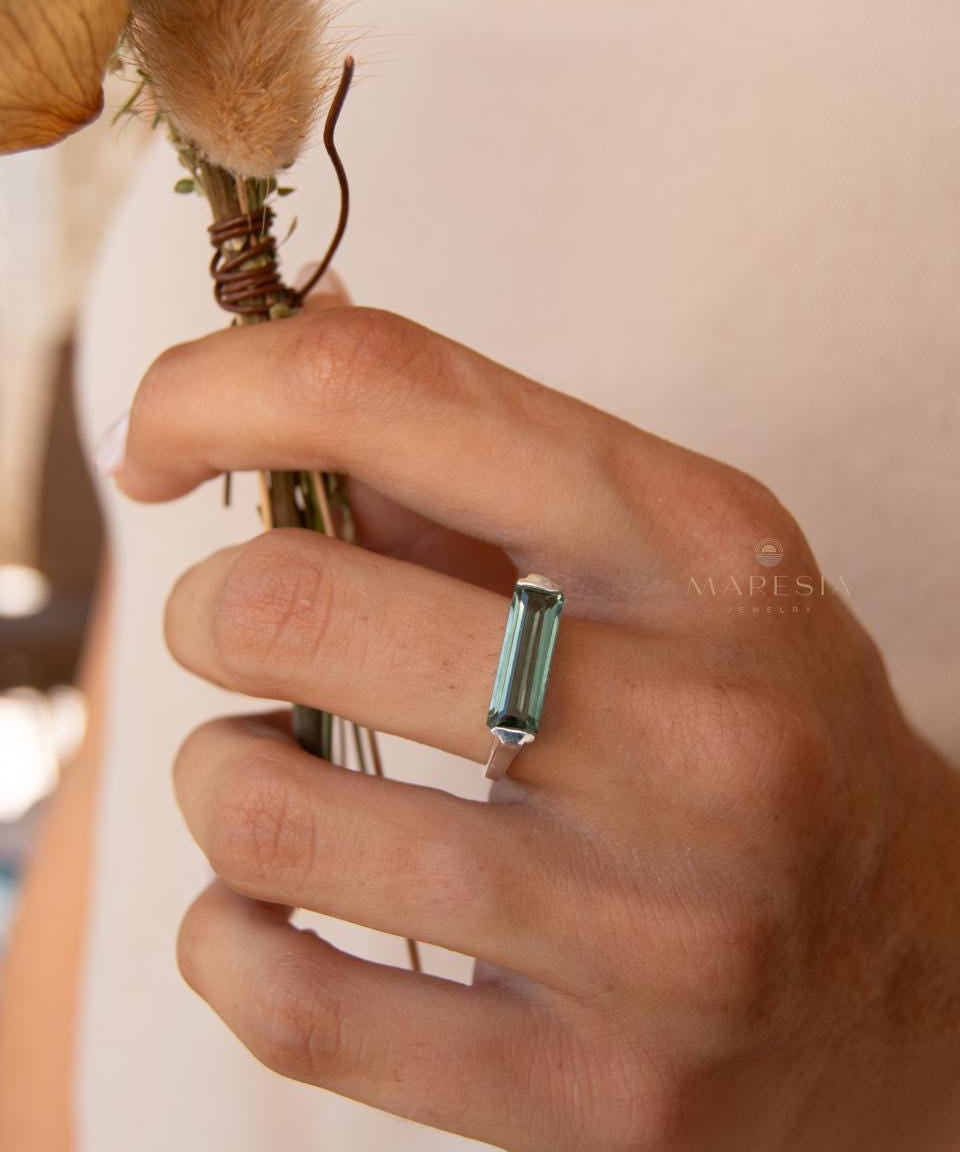 Green Amethyst Hydro Ring ~ Sterling Silver 925 ~ Rectangular Stone ~ Jewelry ~ Handmade ~ Boho ~ MR368