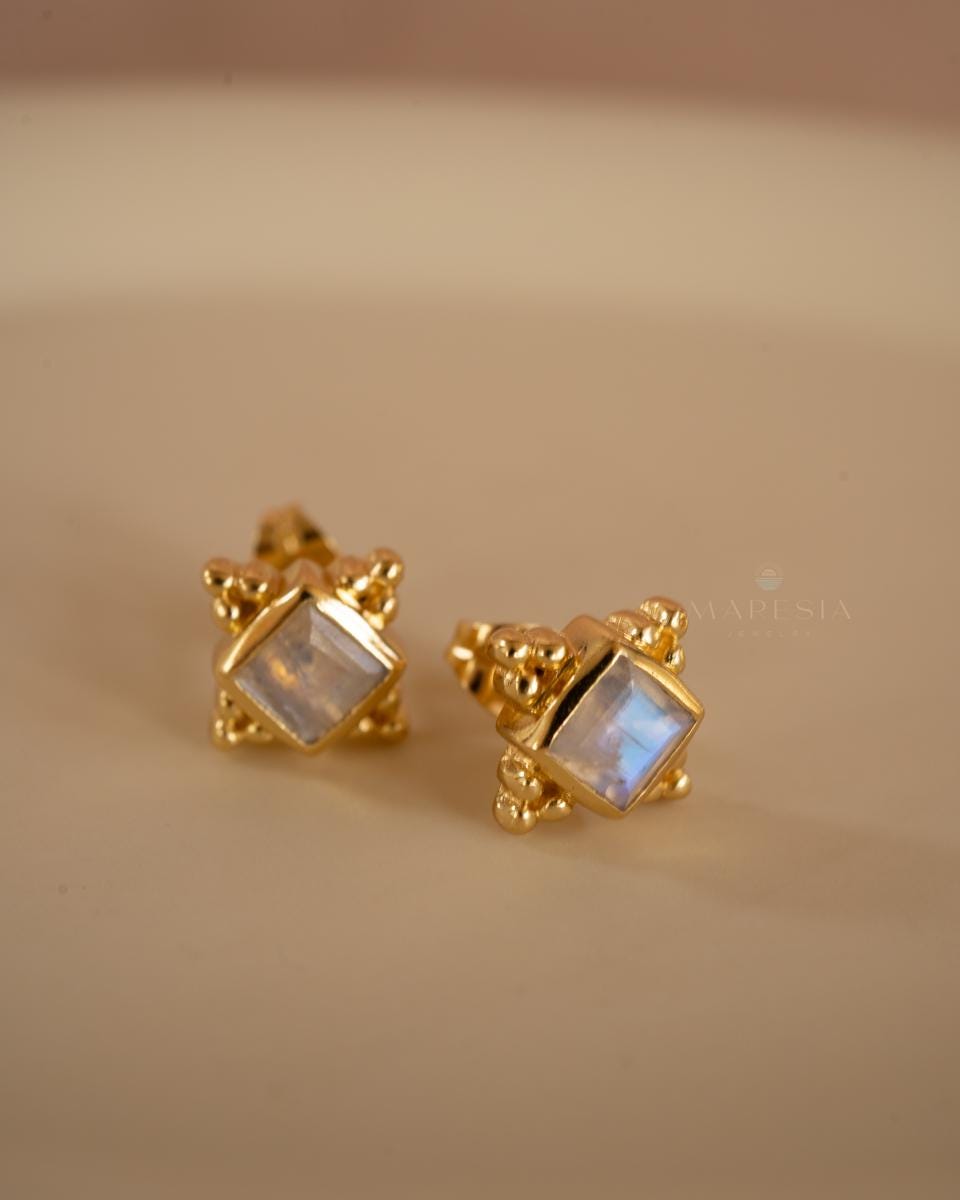 Moonstone Earrings ~ Stud ~ Jewelry ~ 18k Gold Plated ~ Natural ~ Minimalist Everyday ~ Gift for Her ~ Boho ~ Hippie ~ ME083
