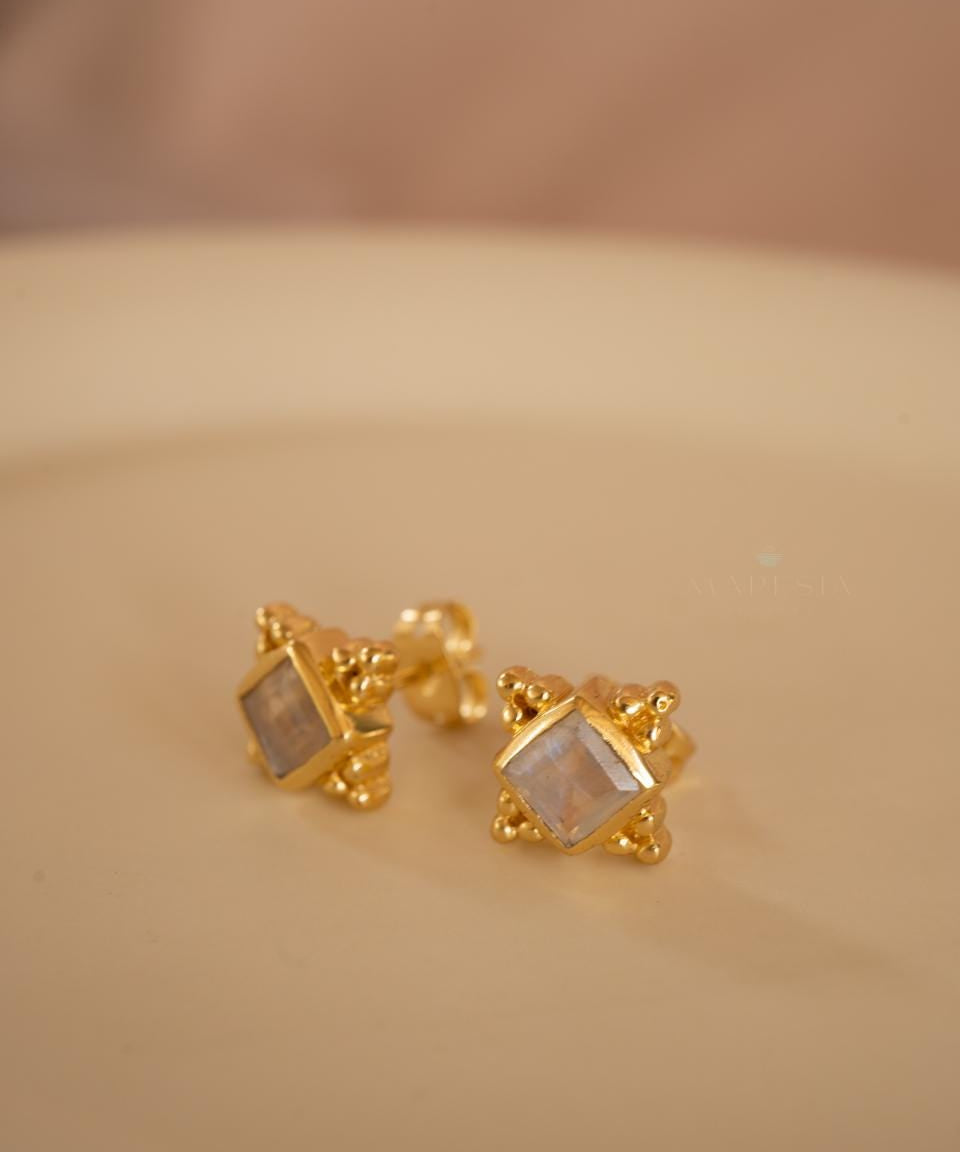 Moonstone Earrings ~ Stud ~ Jewelry ~ 18k Gold Plated ~ Natural ~ Minimalist Everyday ~ Gift for Her ~ Boho ~ Hippie ~ ME083