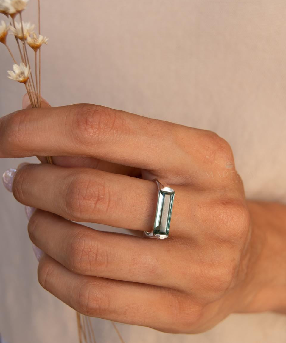 Green Amethyst Hydro Ring ~ Sterling Silver 925 ~ Rectangular Stone ~ Jewelry ~ Handmade ~ Boho ~ MR368