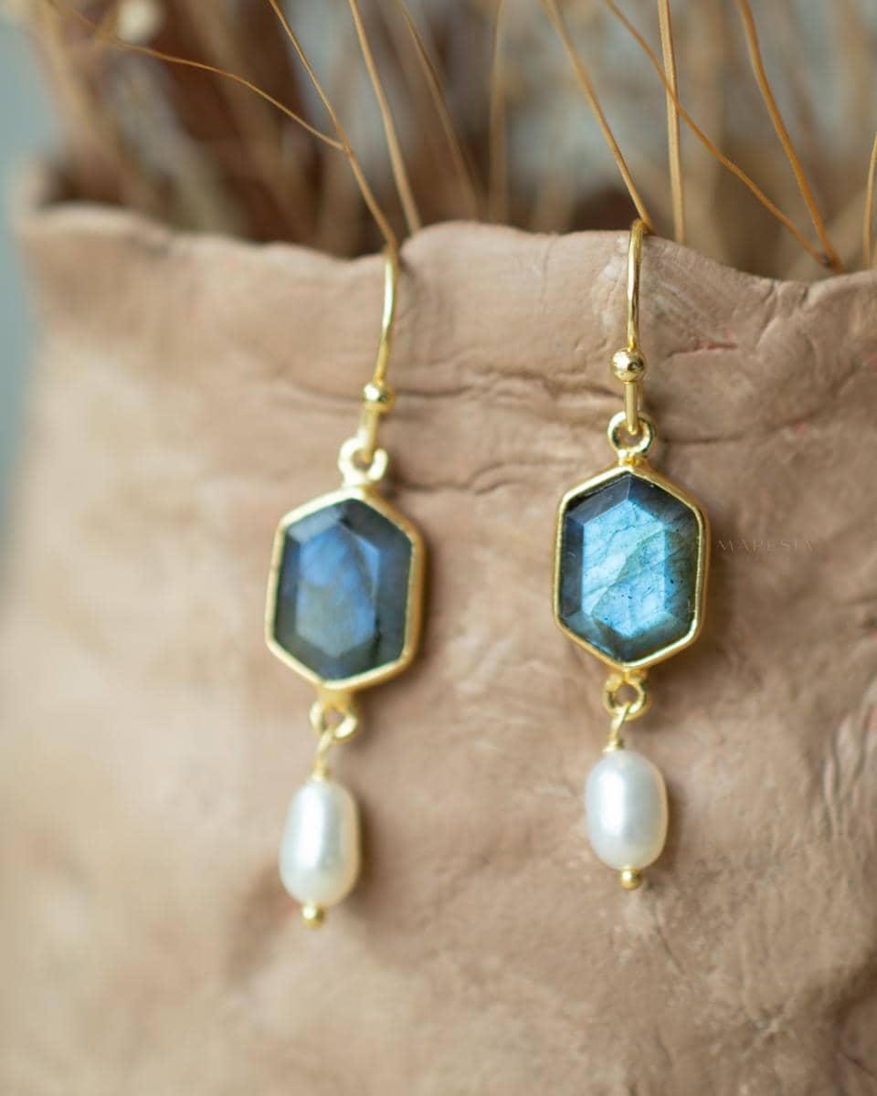 Labradorite & Fresh Water Pearl Tear Drop Earrings ~ Jewelry ~ 18k Gold Plated ~ Minimalist Everyday ~ Gift for Her ~ Boho ~ Hippie ~ ME087