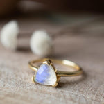 Moonstone Ring ~ Natural Stone ~ 18k Gold Plated ~ Jewelry ~ Handmade ~ Statement Ring ~ Boho ~ Tringle ~ MR371