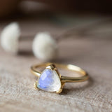 Moonstone Ring ~ Natural Stone ~ 18k Gold Plated ~ Jewelry ~ Handmade ~ Statement Ring ~ Boho ~ Tringle ~ MR371