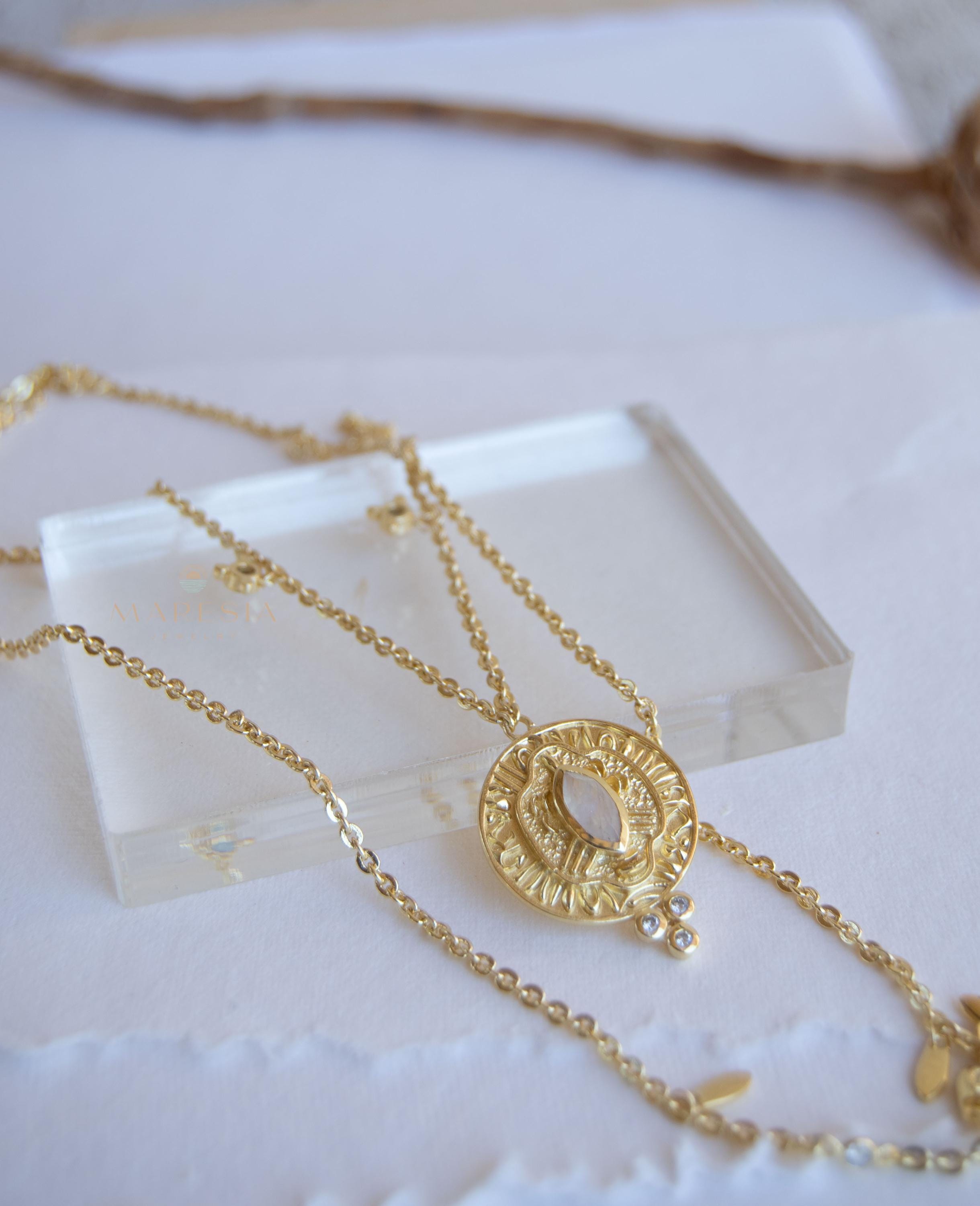 Moonstone, Labradorite & CZ Necklace ~ Charm ~ Gold plated 18k ~ Bohemian ~ Cubic zirconia ~ MN196