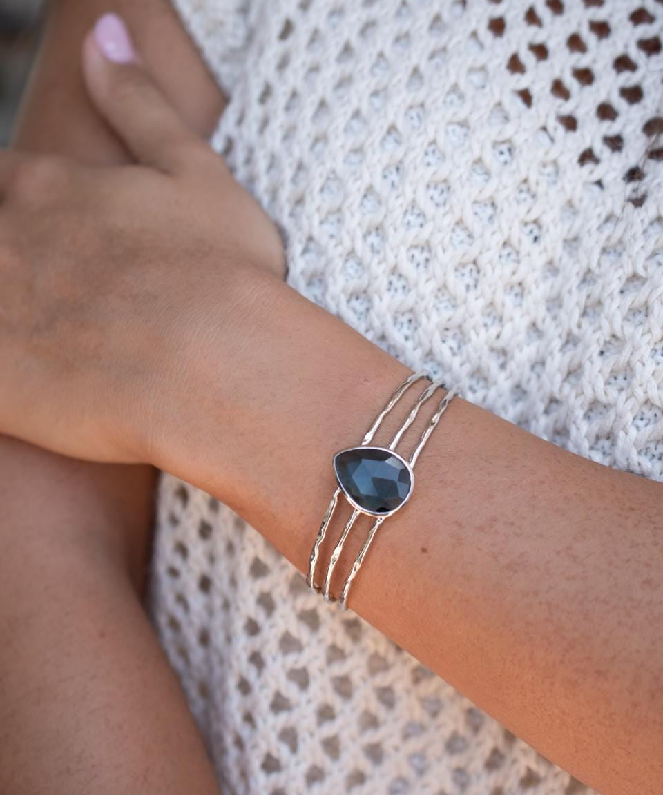 Iolite hydro Adjustable Bracelet ~ Gold Plated 18k or Silver Rodhium Plated ~ Handmade ~ Hippie ~Bohemian~Jewelry~ Stone ~Body MB057