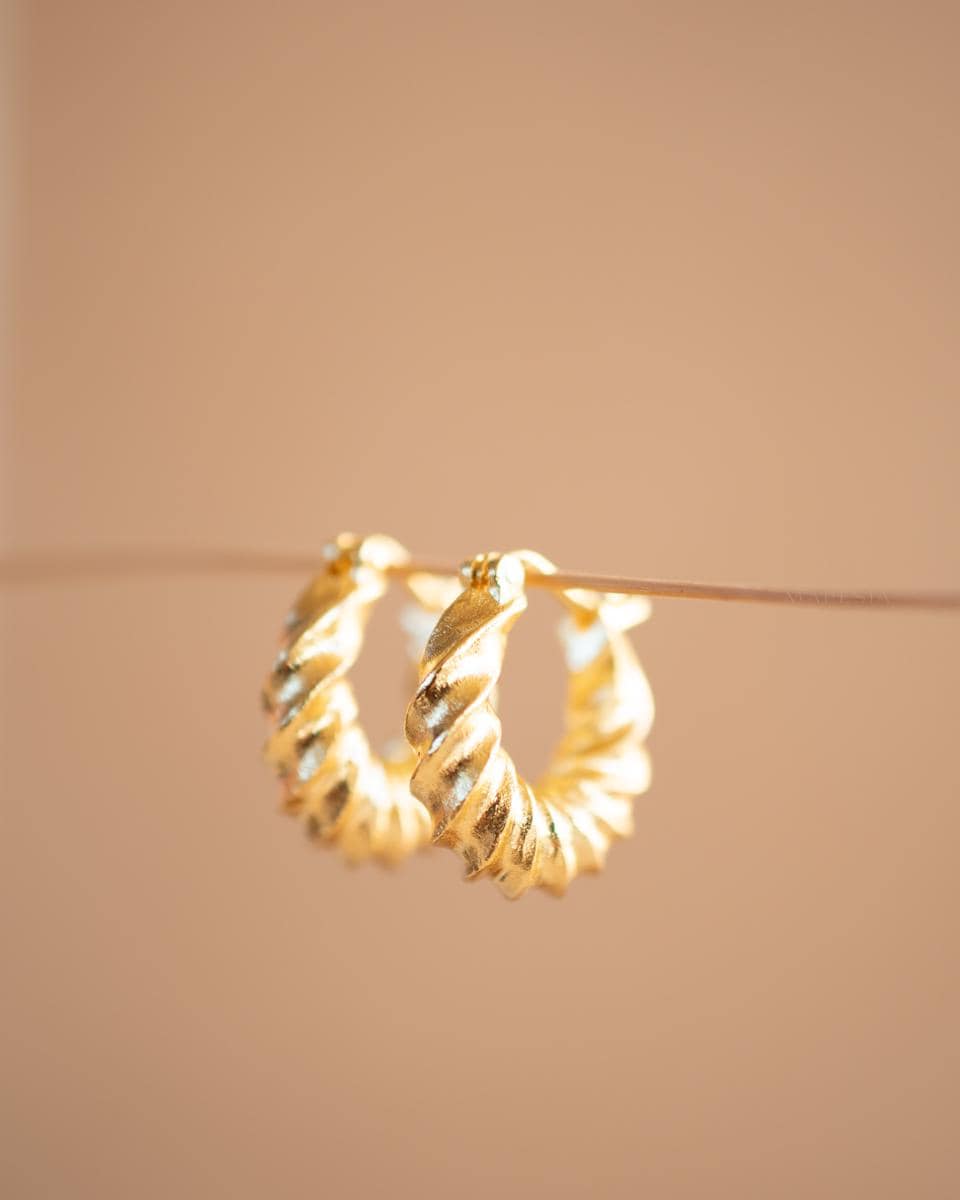 Delicate small hoop Earrings ~ Jewelry ~ 18k Gold Plated ~ Minimalist Everyday ~ Gift for Her ~ Boho ~ Hippie ~ ME045