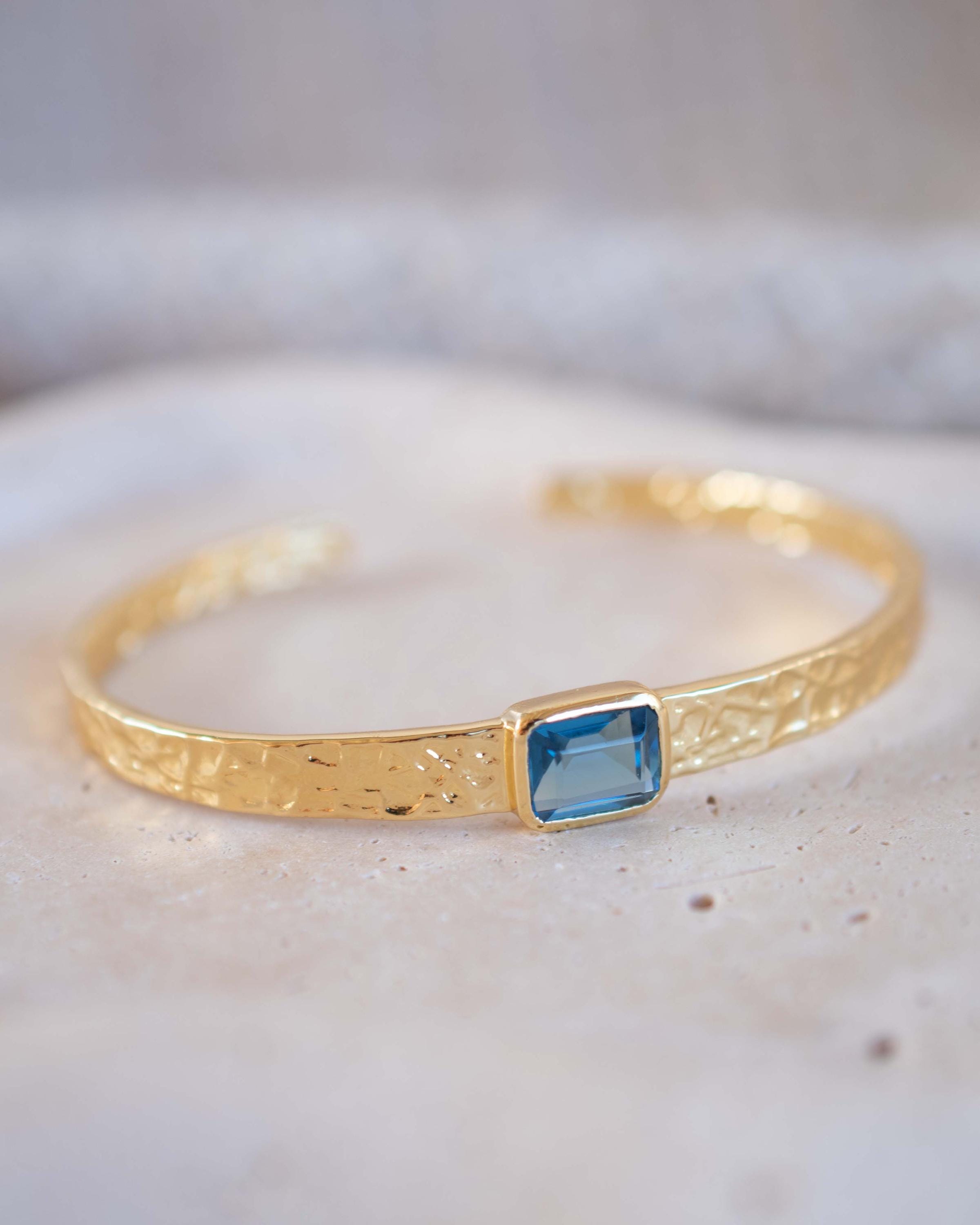 Iolite Hydro Adjustable Bracelet ~ Gold Plated 18k ~ Handmade ~ Hippie ~Bohemian ~Jewelry ~Gemstone ~Body MB081