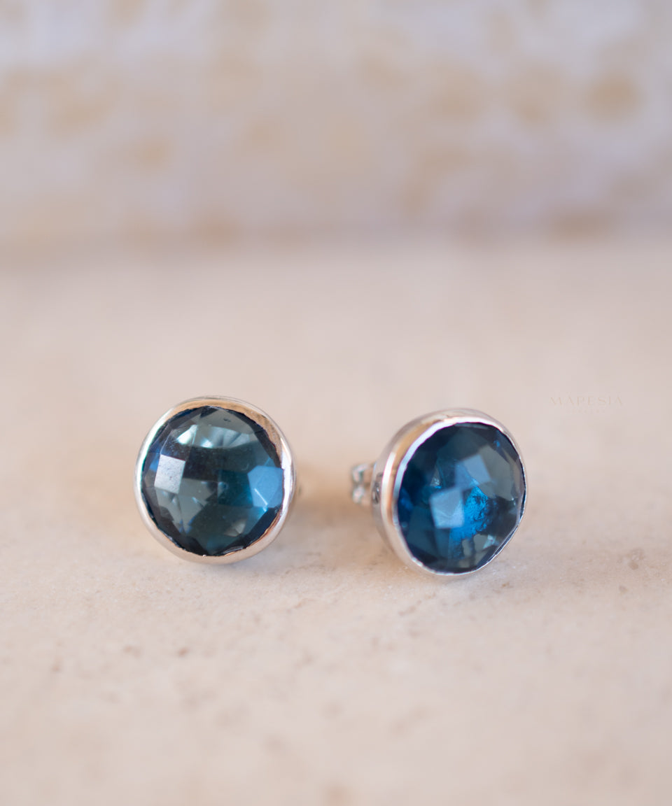 Jamy Earrings ~ Iolite hydro ~ 18k Gold Plated or Silver Plated ~ ME183