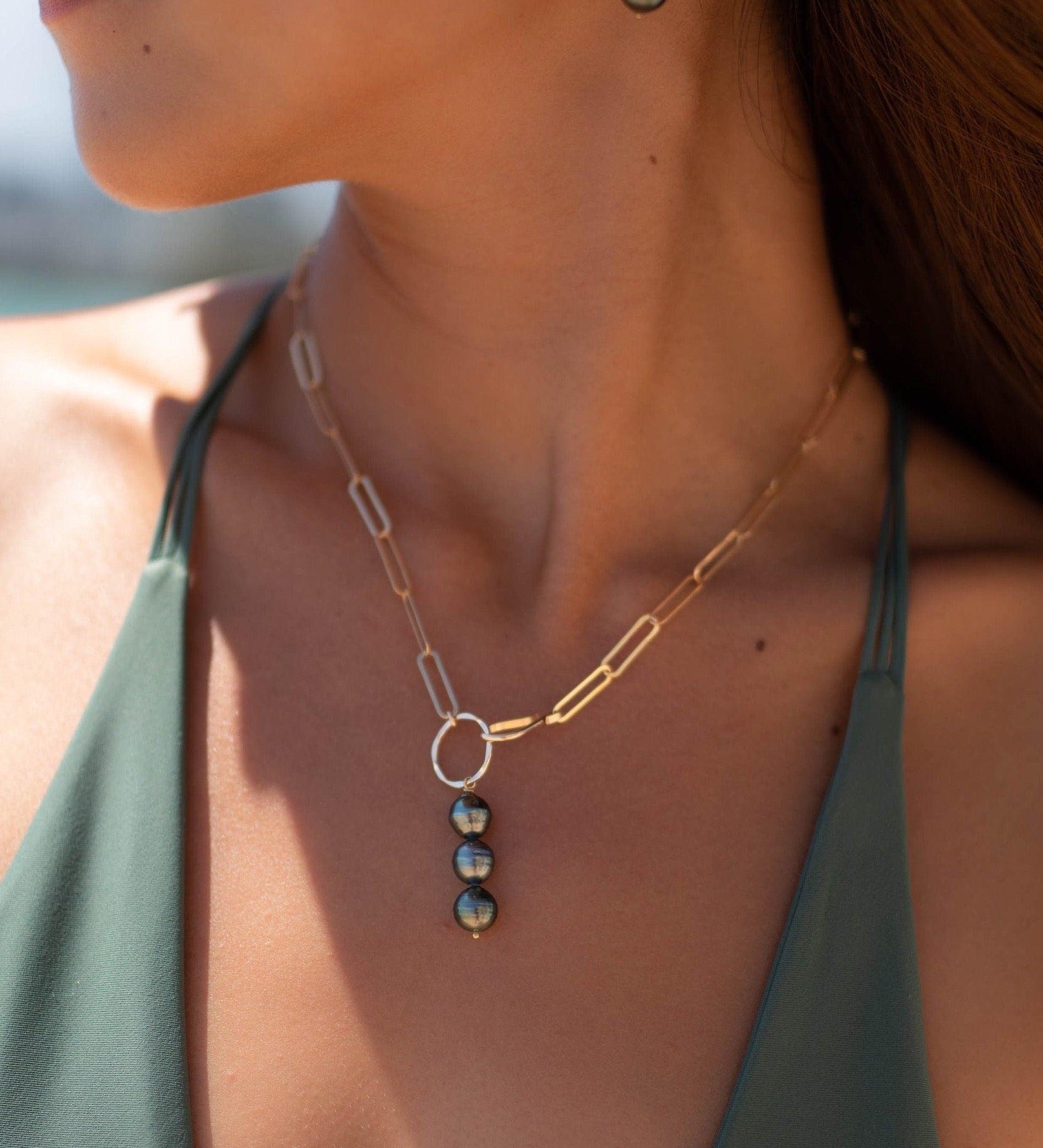 3 Tahitian Pearl necklace ~ Gold Vermeil or Sterling Silver ~ Dainty Gold Necklace ~ Hammered Circle ~Minimalist ~Delicate ~Layered MN063