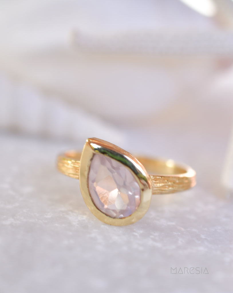 Lica Rose Quartz Tear Drop Gold Ring ~ 18k Gold Plated ~ SMR126