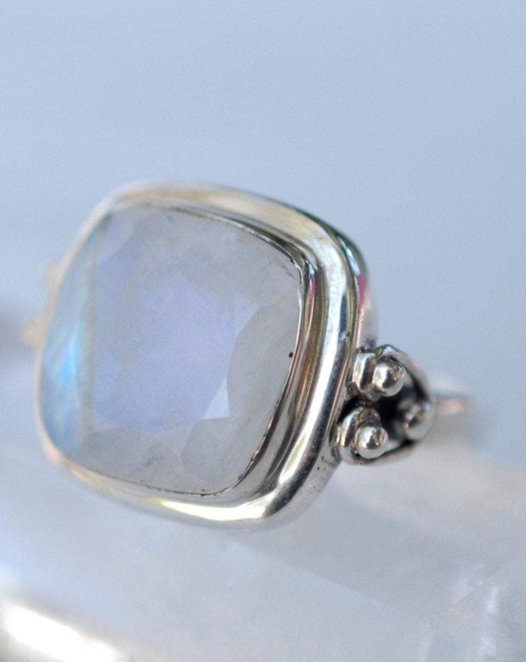 Alice Moonstone Ring ~ Sterling Silver 925 ~MR109 **Best Seller** - Maresia Jewelry